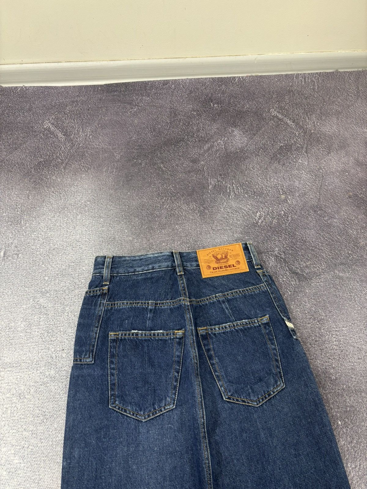 Diesel Diesel De-Pau-Sp1 NWT Women’s Blue Knee Length Denim Skirt Size 24" / US 00 / IT 34 - 16 Thumbnail