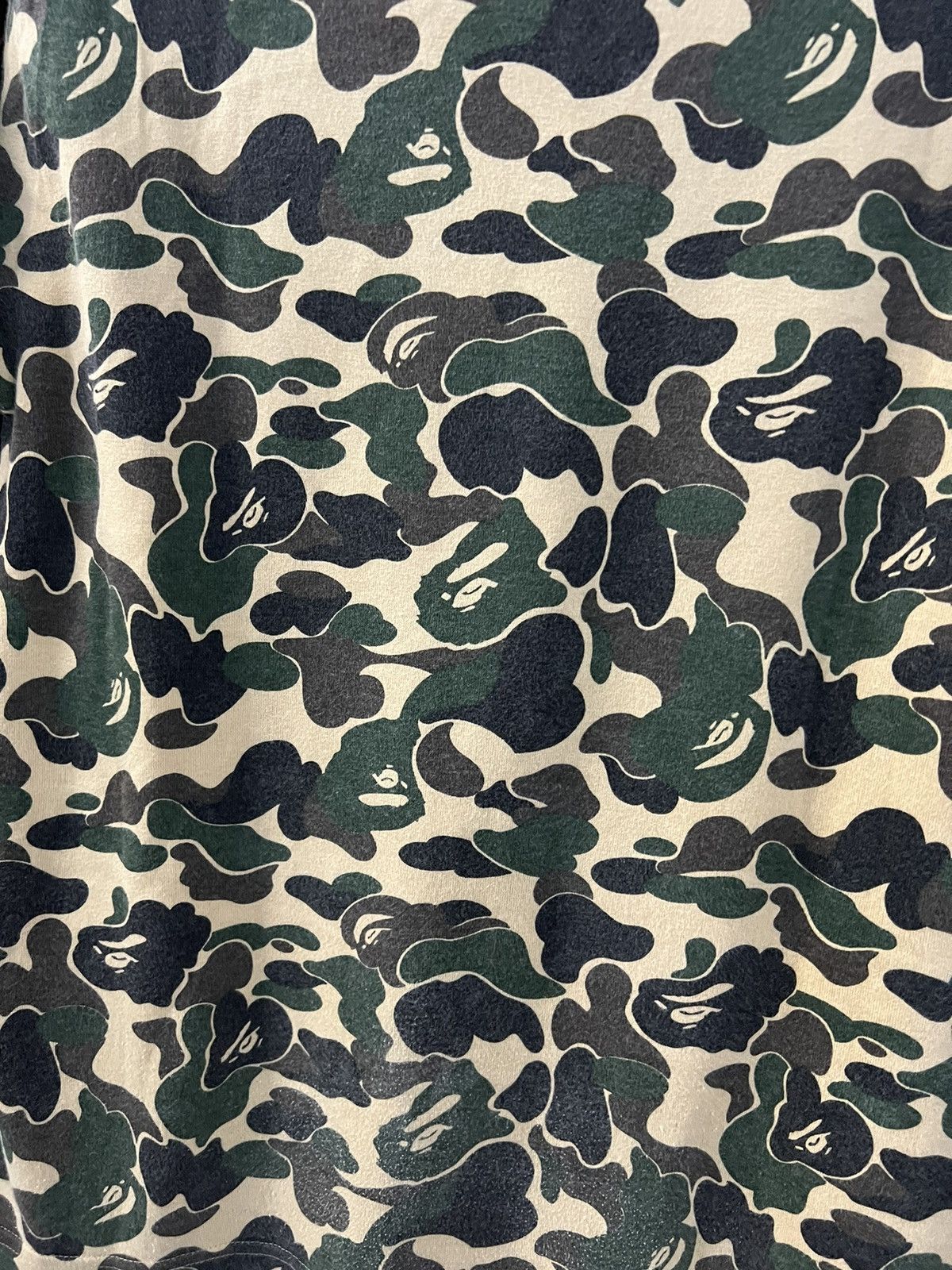 Bape VTG A BATHING APE CAMO SHIRT VERY RARE Size US S / EU 44-46 / 1 - 3 Thumbnail