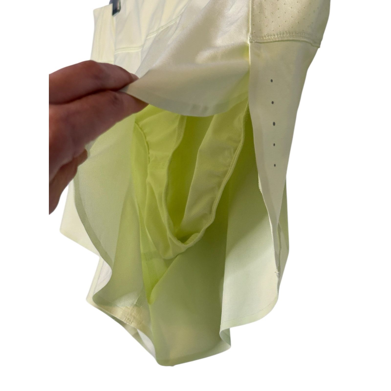 Athleta Athleta yellow pull on running duo shorts size Large Size 38" / US 16 / IT 52 - 9 Thumbnail
