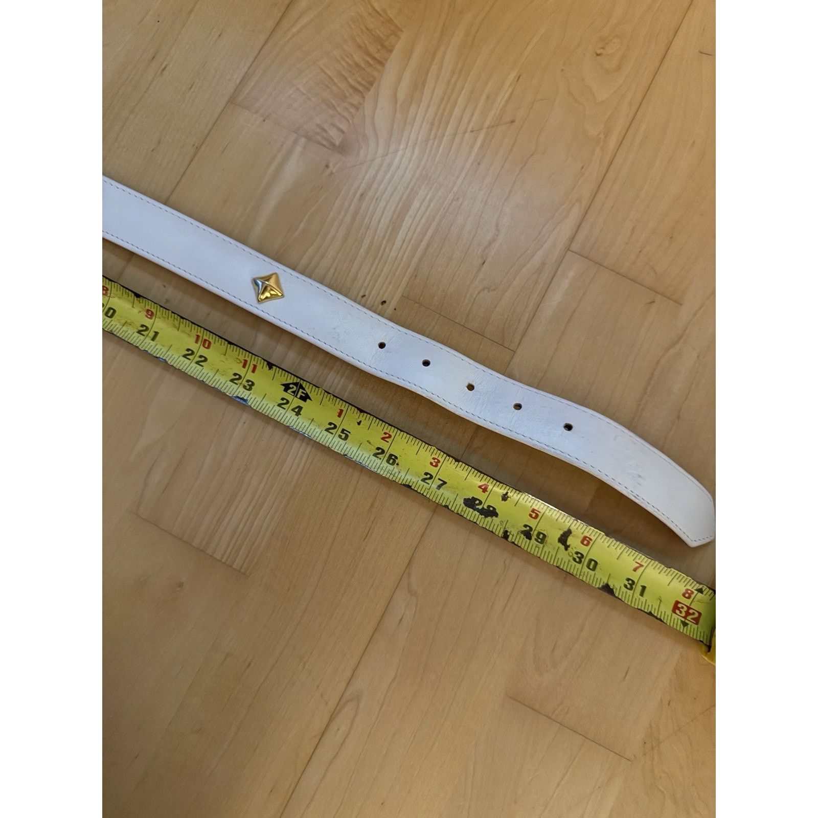Vintage VTG Emmanuel White Leather Gold Stud Belt Small Size ONE SIZE - 3 Thumbnail