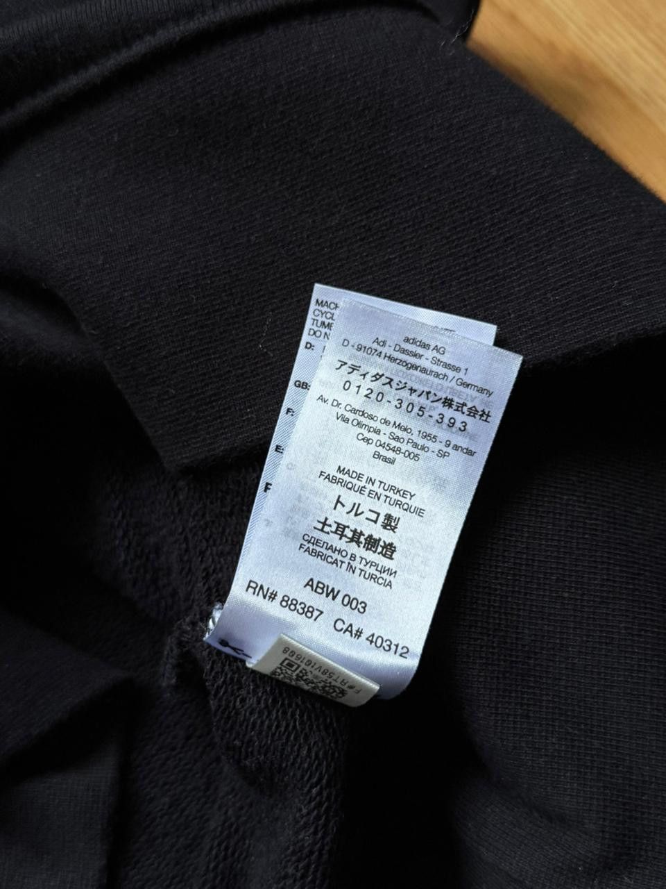 Y-3 CC28 Hoodie in Black Size US XL / EU 56 / 4 - 4 Thumbnail