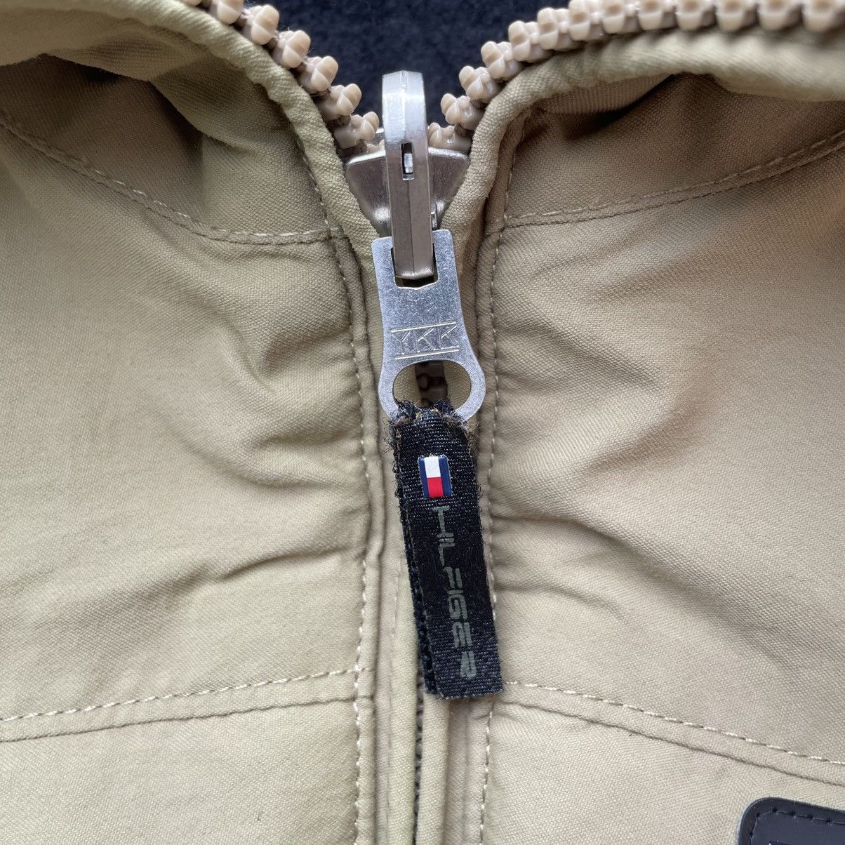 Designer × Tommy Hilfiger × Vintage Vintage Tommy Hilfiger Hooded Jacket Size US XS / EU 42 / 0 - 9 Thumbnail