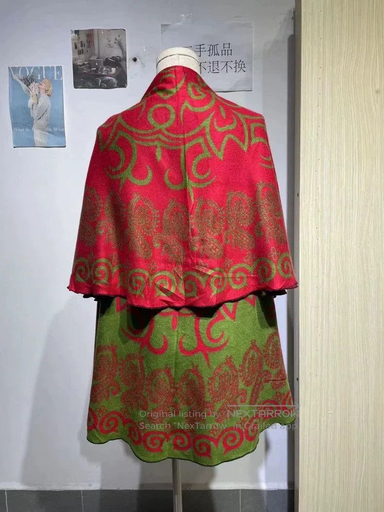 Vivienne Westwood Vintage Vivienne Westwood Logo Embroidered Cape . Size US M / EU 48-50 / 2 - 5 Thumbnail