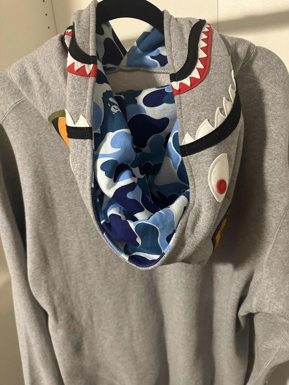 Bape Bape Grey Shark Hoodie Size US XXL / EU 58 / 5 - 5 Thumbnail