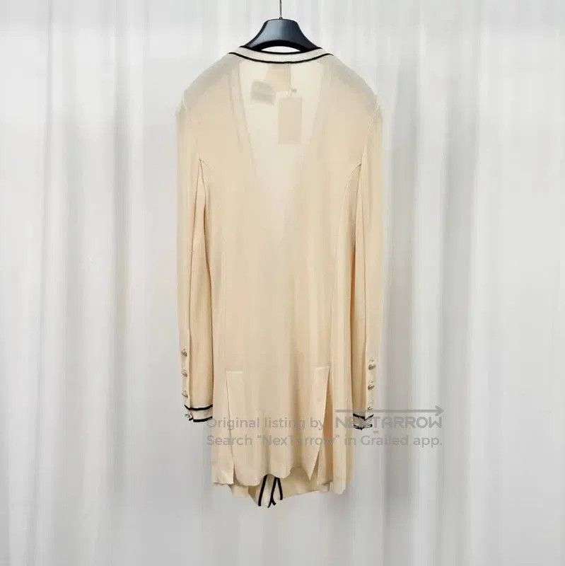 Chanel Chanel Beige Long Sleeve Knit Cardigan . Size S / US 4 / IT 40 - 2 Thumbnail