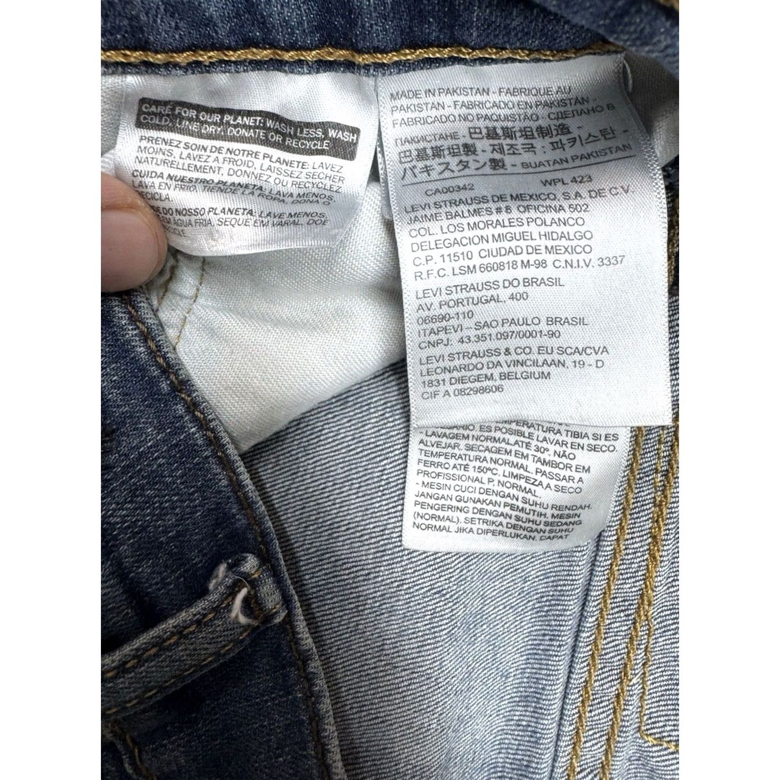 Levi's Levi's 541 Athletic Taper Jeans 35x29 Blue Denim Stretch 5-Pocket Logo Modern Classic Mens Regular Waist Inseam 29 Button Zip Size US 35 - 3 Thumbnail