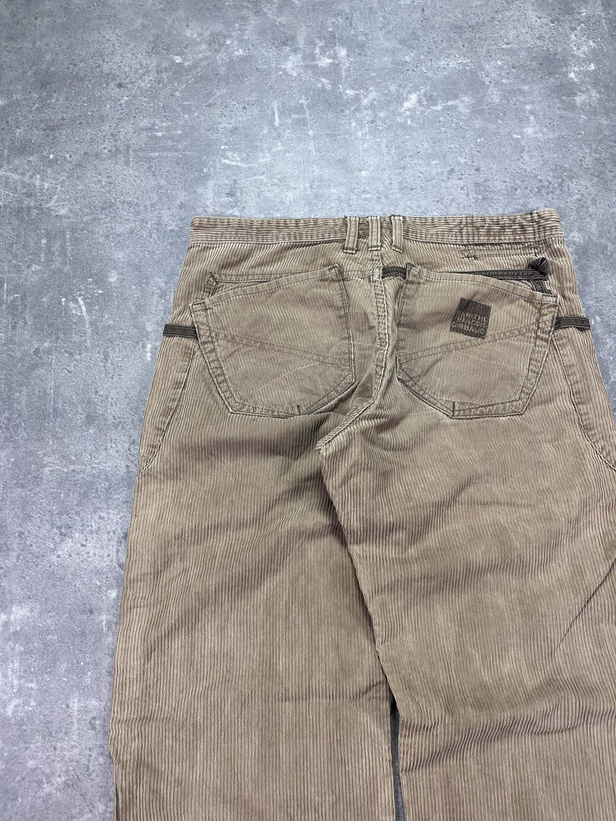 Marithe + Francois Girbaud 00s Marithe Francois Girbaud Corduroy Large Texas Pants 31 Size US 31 - 8 Thumbnail