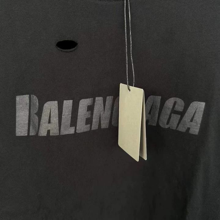 Balenciaga Balenciaga Plain black short sleeves with holes Size US S / EU 44-46 / 1 - 3 Thumbnail