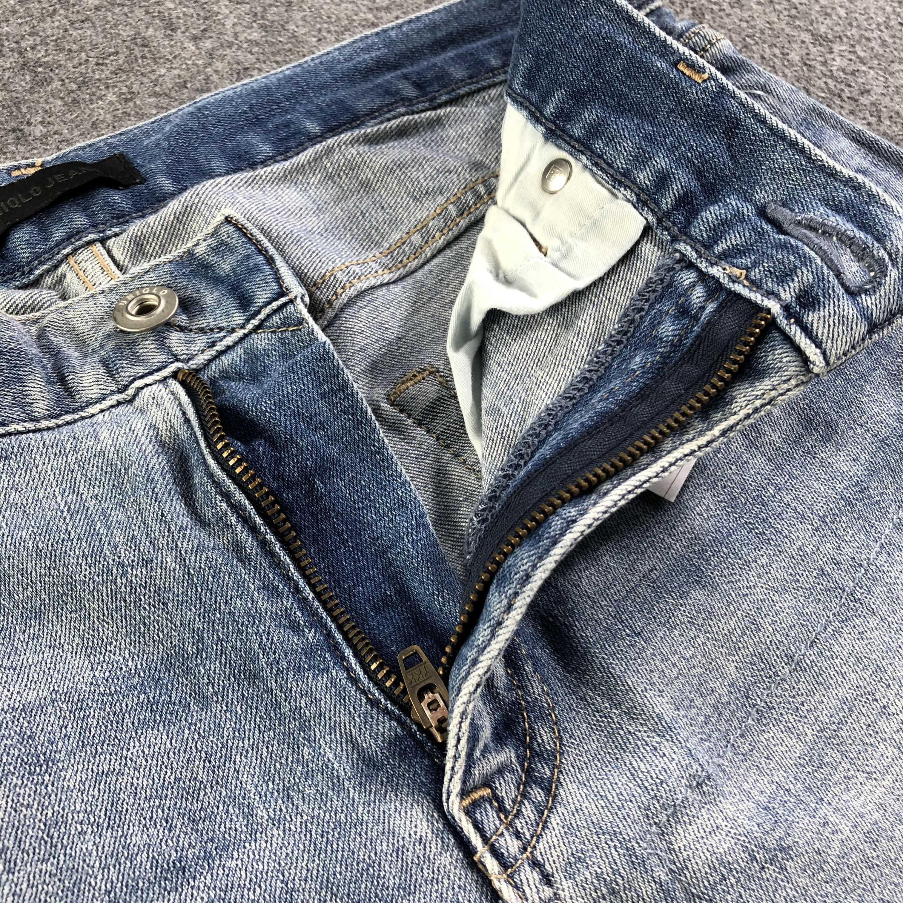Japanese Brand Uniqlo Jeans Distressed Medium Wash Denim -J2821 Size US 33 - 6 Thumbnail