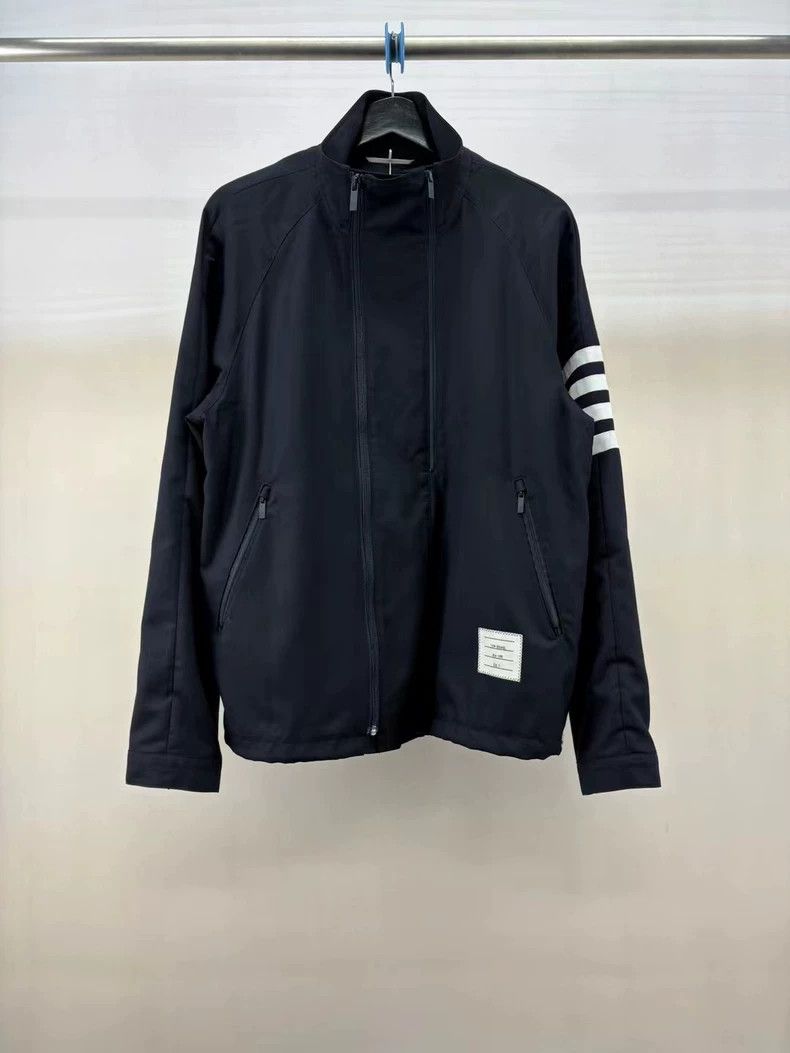Thom Browne Thom browne Black four-striped oblique zipper functional ja Size US XS / EU 42 / 0 - 1 Thumbnail
