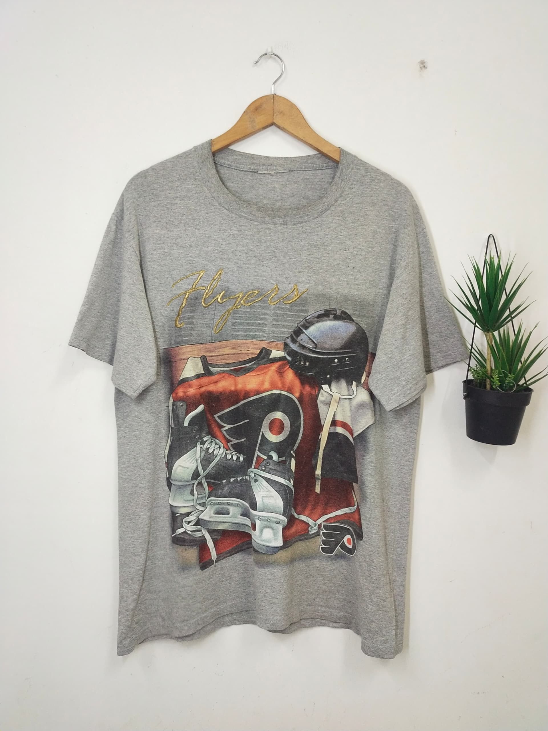 Vintage 90s Philadelphia Flyers Ice hockey t shirt