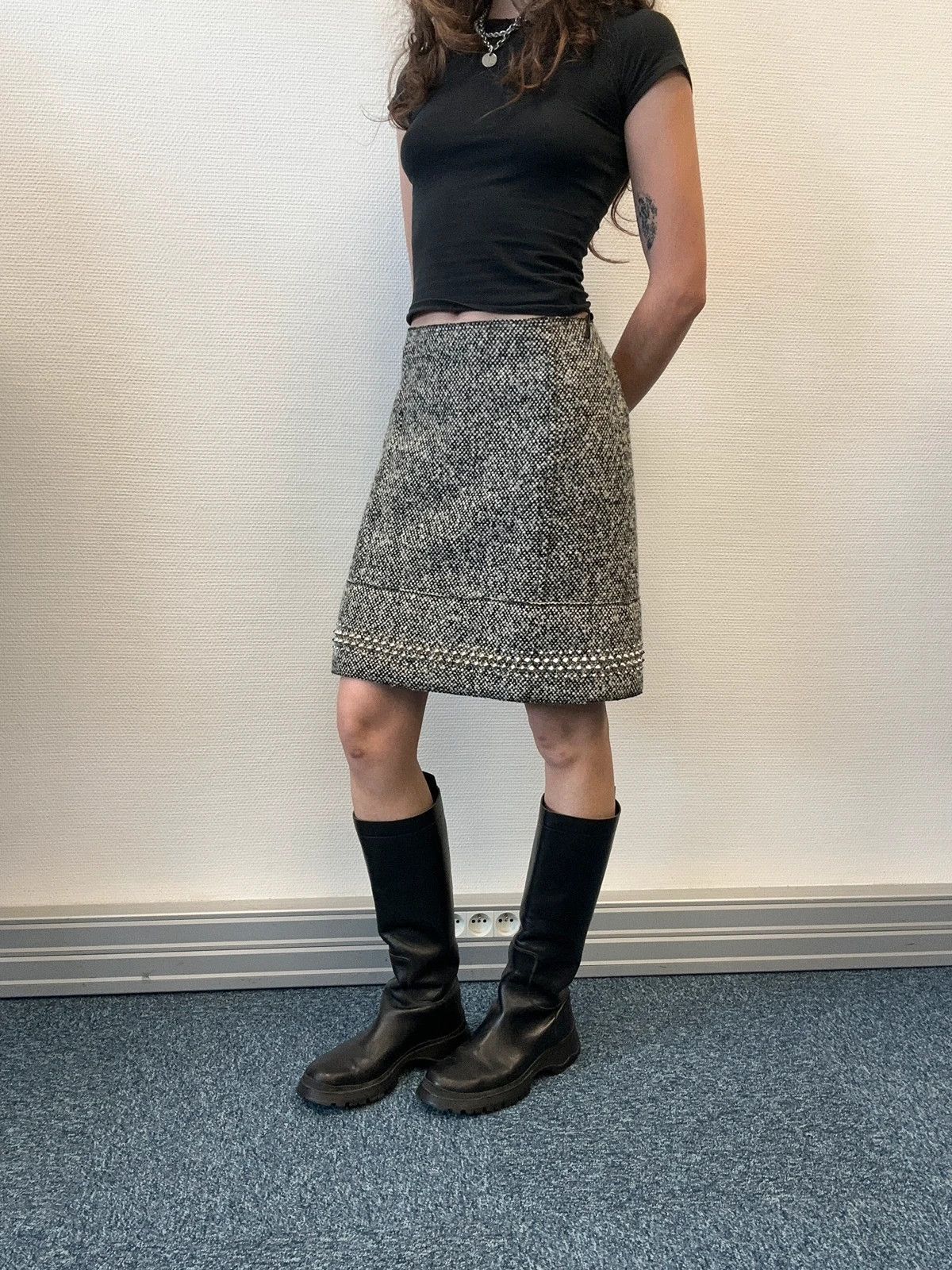 Miu Miu Miu Miu 00’s Grey Tweed Wool Skirt Strass Spike Nail Size 34" / US 12 / IT 48 - 2 Thumbnail