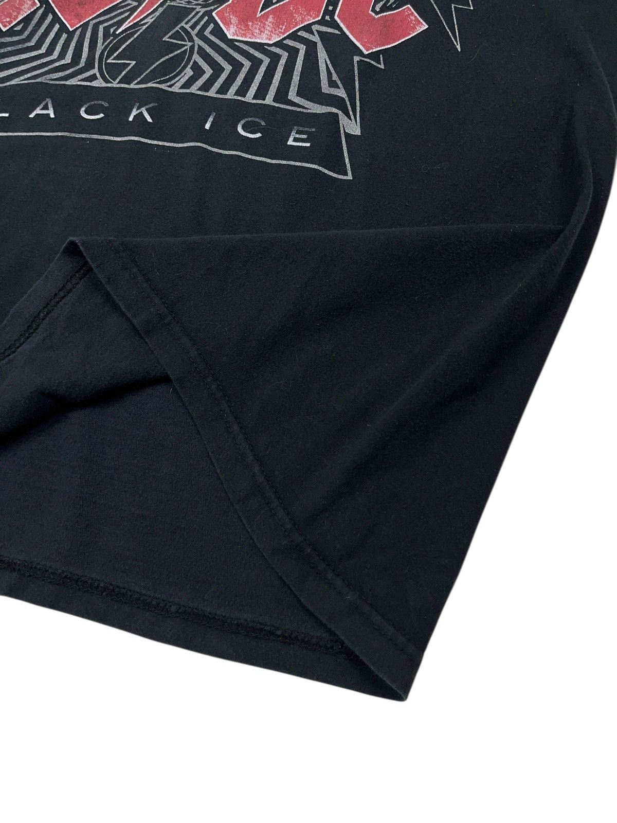 AC/DC × Band Tees × Vintage Vintage AC/DC Black Ice 00s Rock Band T-shirt Size US L / EU 52-54 / 3 - 3 Thumbnail