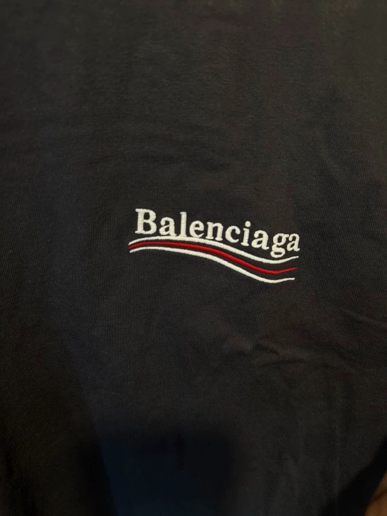 Balenciaga Balenciaga Embroidered Coke Short Sleeve Grey Size US L / EU 52-54 / 3 - 2 Thumbnail