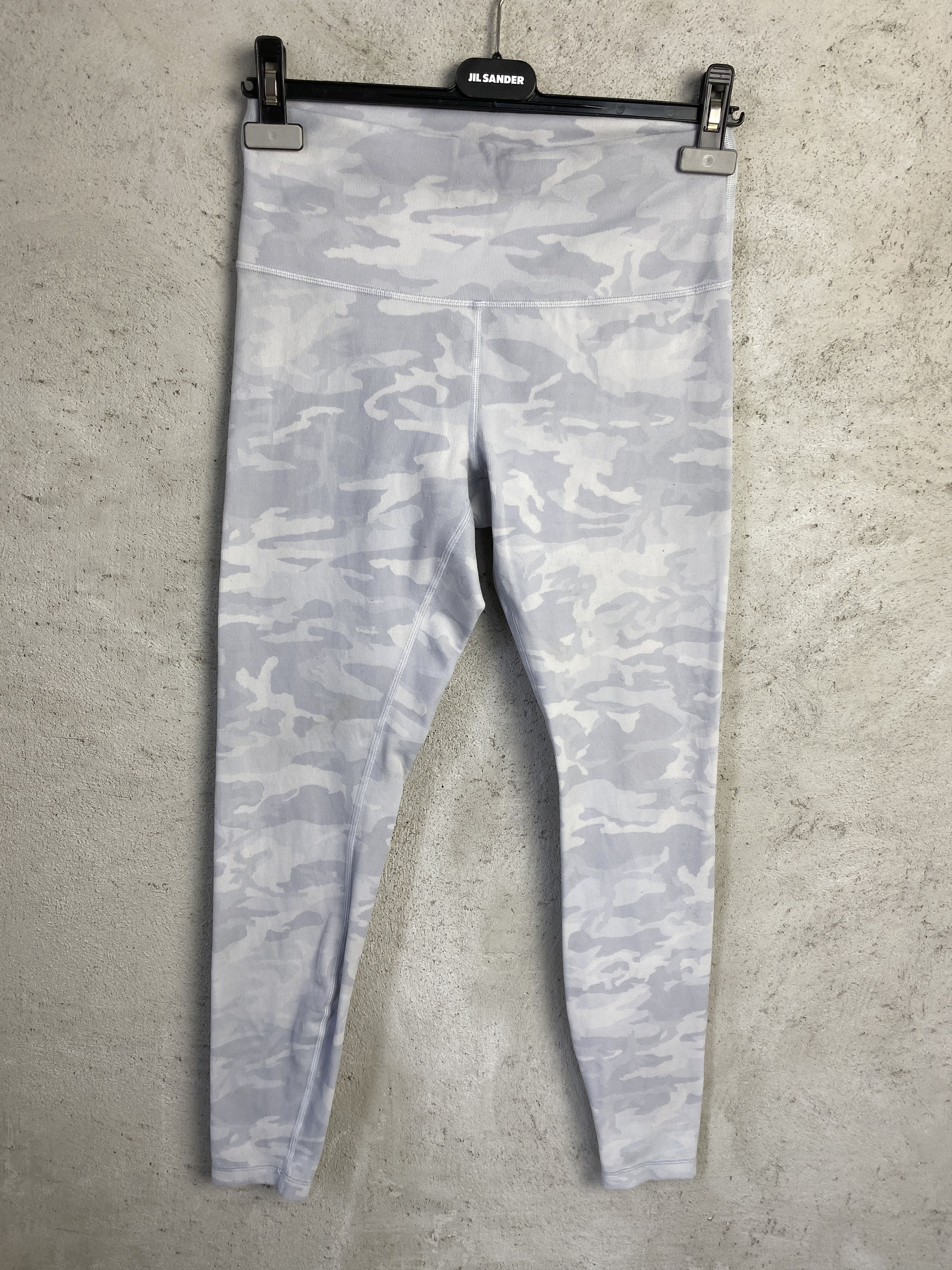 Lululemon Lululemon camo moro leggings sport yoga pilates Size 32" / US 10 / IT 46 - 2 Thumbnail