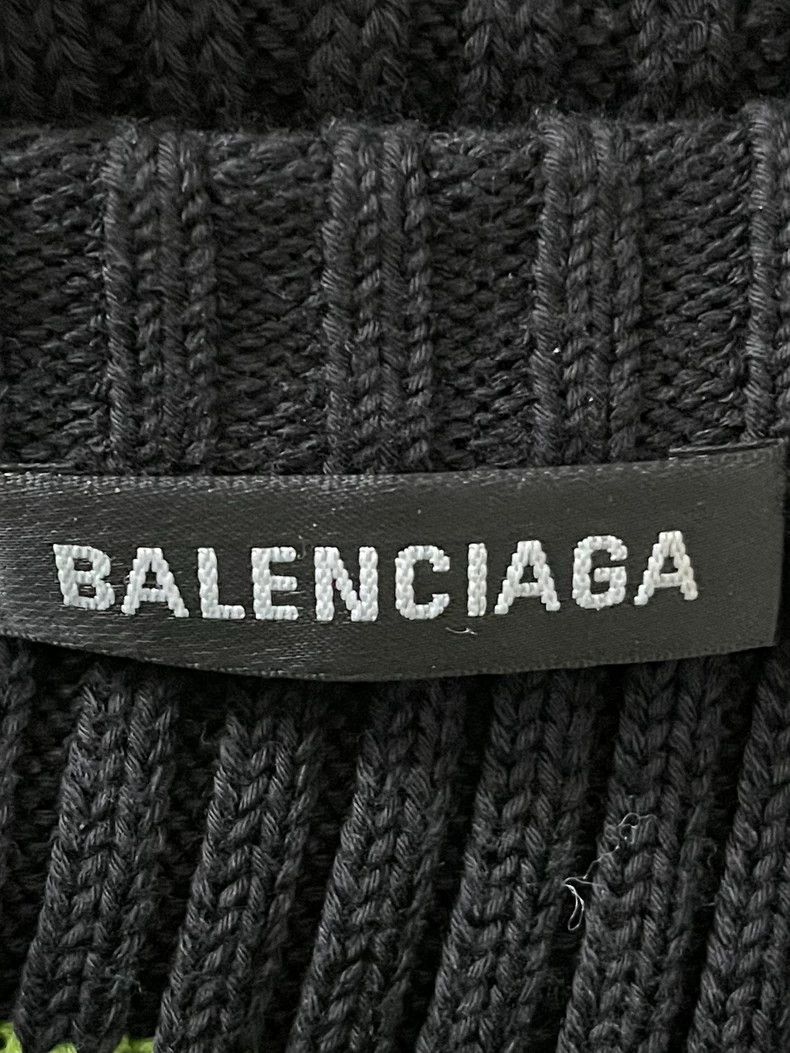 Balenciaga Balenciaga Buckle Letter Knit Sweater Size US M / EU 48-50 / 2 - 4 Thumbnail