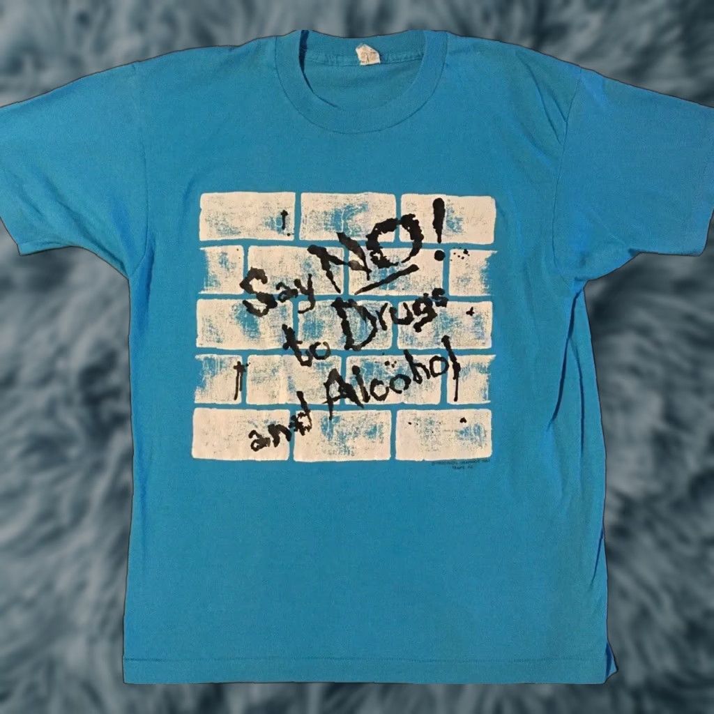 VINTAGE 80s Say No To Drugs & Alcohol Faded Shirt S Blue Men T-Shirt 420 90s Humor Graffiti Rock Retro California USA Single Stitch