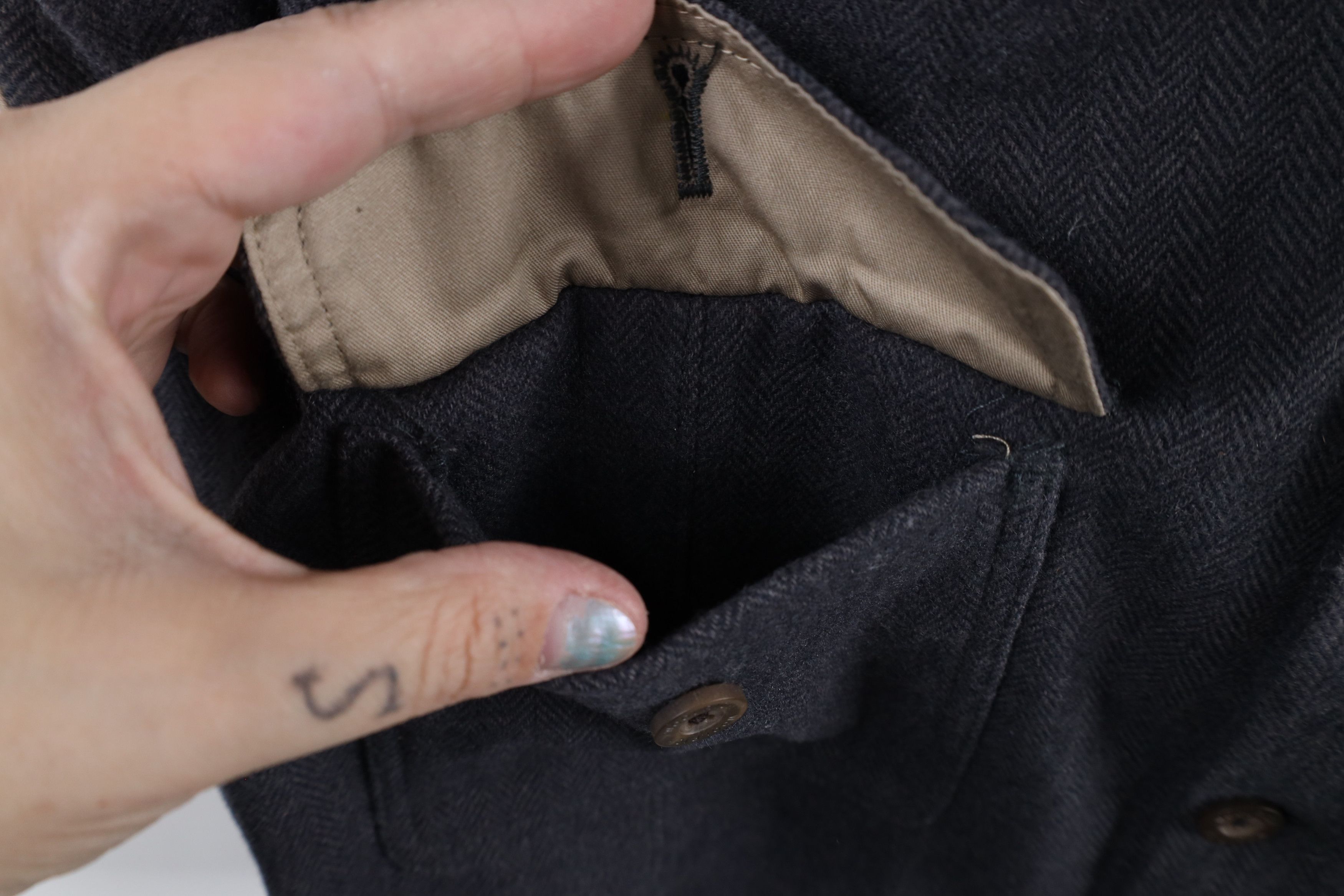 Vintage × Woolrich Woolen Mills Vintage Woolrich Herringbone Buckle Back Vest Jacket Gray Size US L / EU 52-54 / 3 - 9 Thumbnail