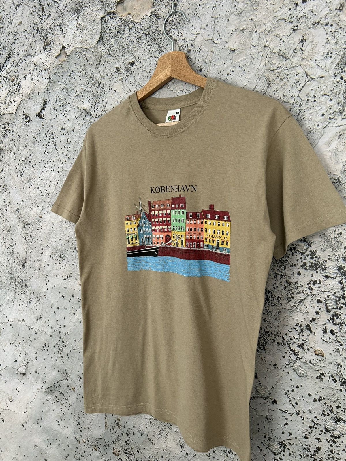 Vintage Vintage Kjobenhavn Graphic Tee Streetwear Rap Baggy Skate Size US S / EU 44-46 / 1 - 2 Thumbnail