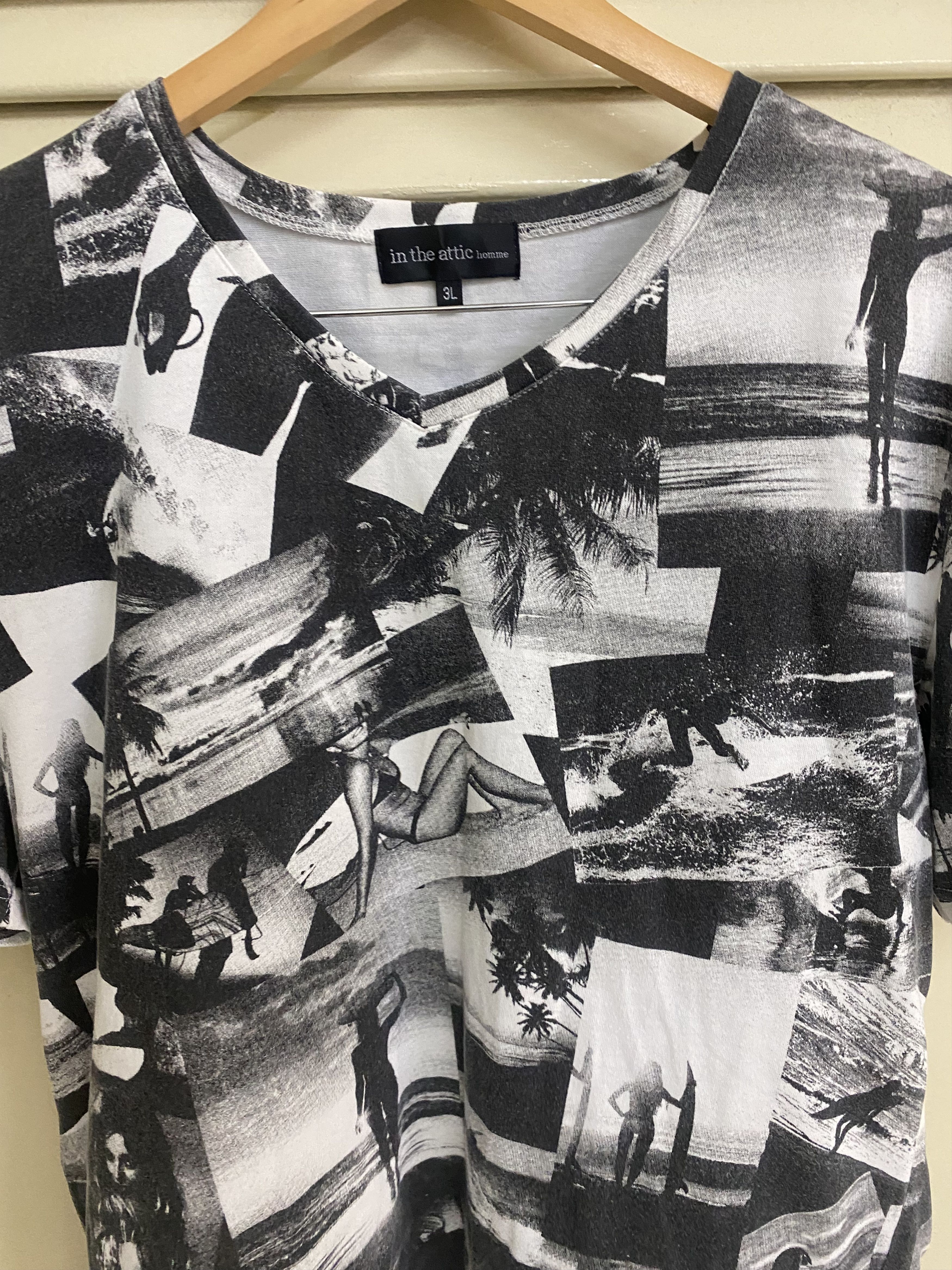 In The Attic In The Attic AOP Girl Surfing T Shirt Size US L / EU 52-54 / 3 - 3 Thumbnail