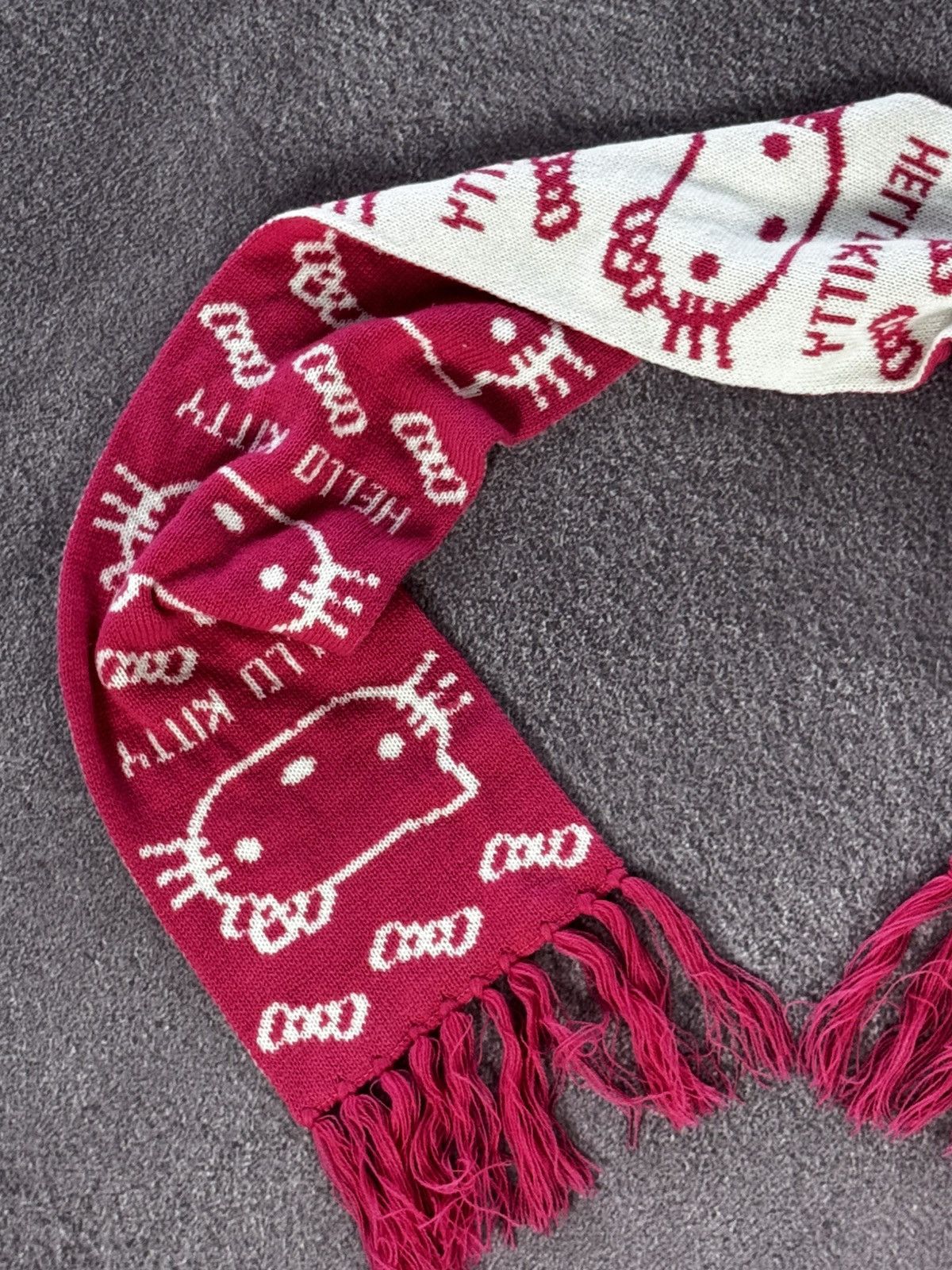 Japanese Brand Vintage Hello Kitty scarf Collection Size ONE SIZE - 2 Thumbnail
