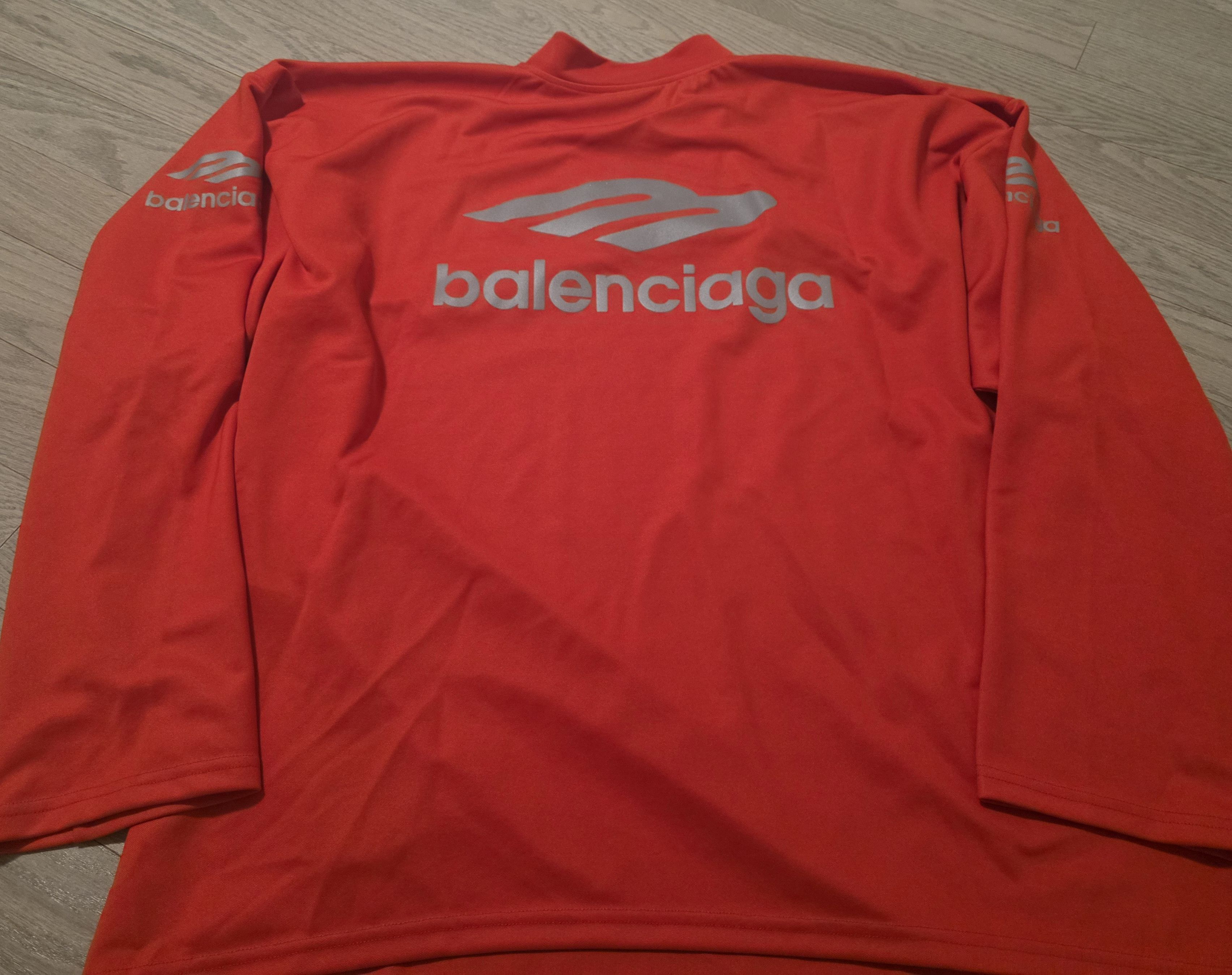 Balenciaga Skiwear Sport Icon Shiny Jersey Ski T-Shirt l Size US L / EU 52-54 / 3 - 7 Thumbnail
