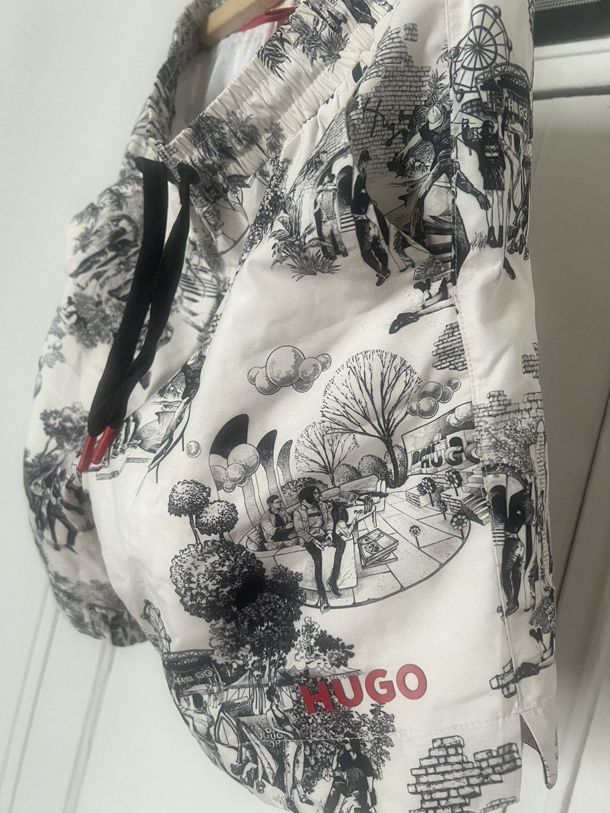 Hugo Boss Hugo Boss Swim Trunks Size US 32 / EU 48 - 2 Thumbnail