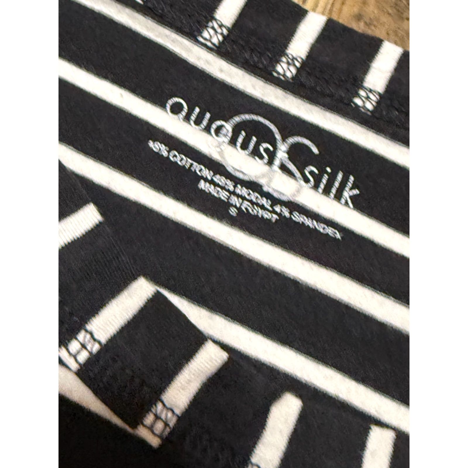 Vintage August Silk Dress, Women's Small, White Black Striped Short Sleeve Shift Dress, Dress, S, Black, Silk, Shift, Casual, Spring Summer Fall, Womens Size 28" / US 6 / IT 42 - 5 Thumbnail