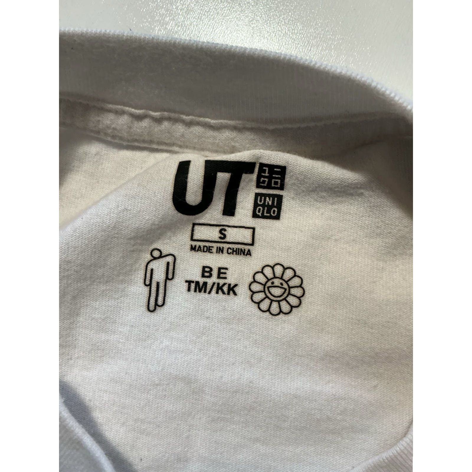 Uniqlo Uniqlo UT X Takashi Murakami X Billie Eilish Flowers & Skulls Graphic T-Shirt SM White Unisex Adults Small Shirts Mens Womens Size US S / EU 44-46 / 1 - 6 Thumbnail