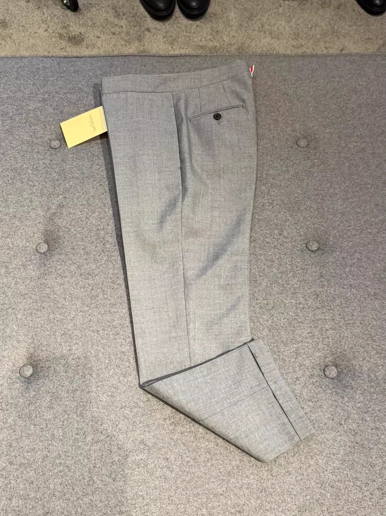 Thom Browne Thom Browne Women's suit trousers 2505-Nextarrow Size 25" / US 0 / IT 36 - 3 Thumbnail