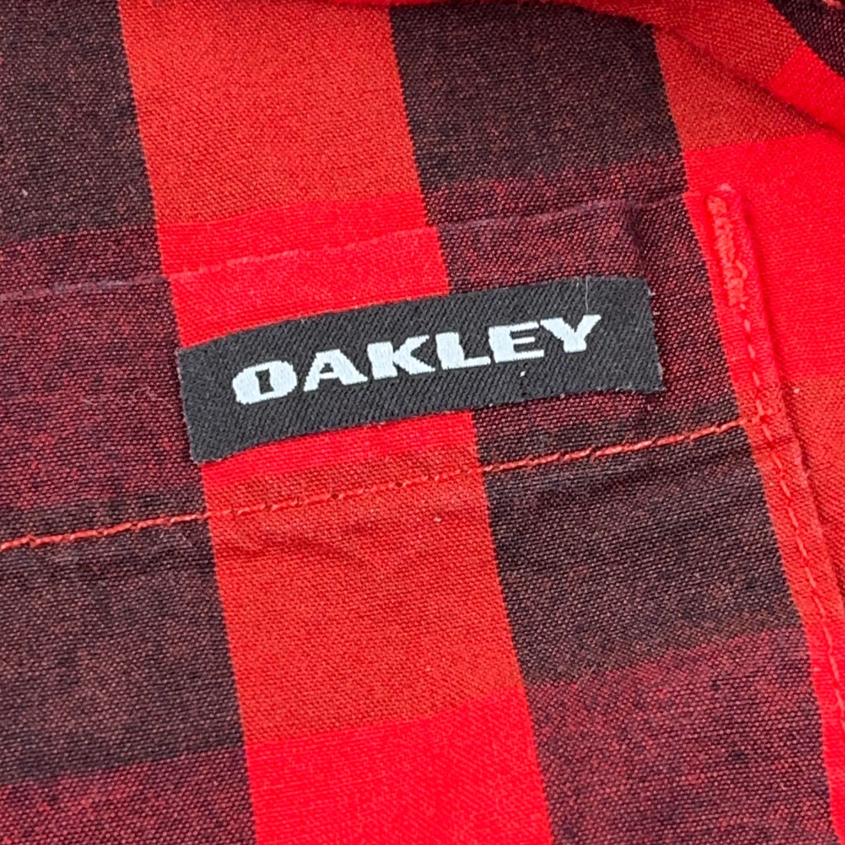 Oakley Oakley Button-Up Shirt Men 2XL Gray Black Plaid Regular Fit Casual Outdoor Size 48R - 6 Thumbnail