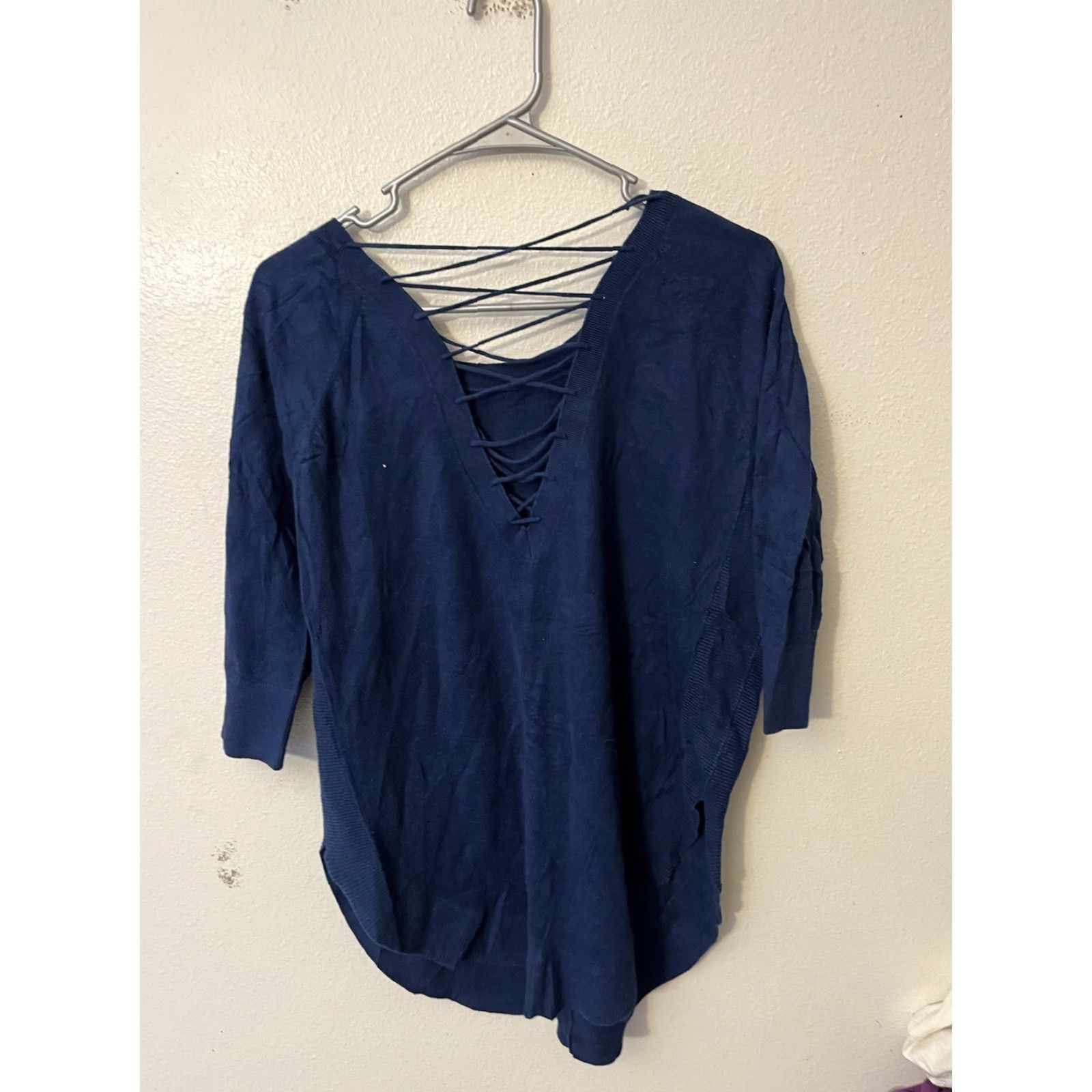 Express Express Sweater Womens Medium Blue Round Neck 3/4 Sleeve Solid Dolman Knit Polyester Rayon Modern Cozy Shirt? Size M / US 6-8 / IT 42-44 - 2 Thumbnail