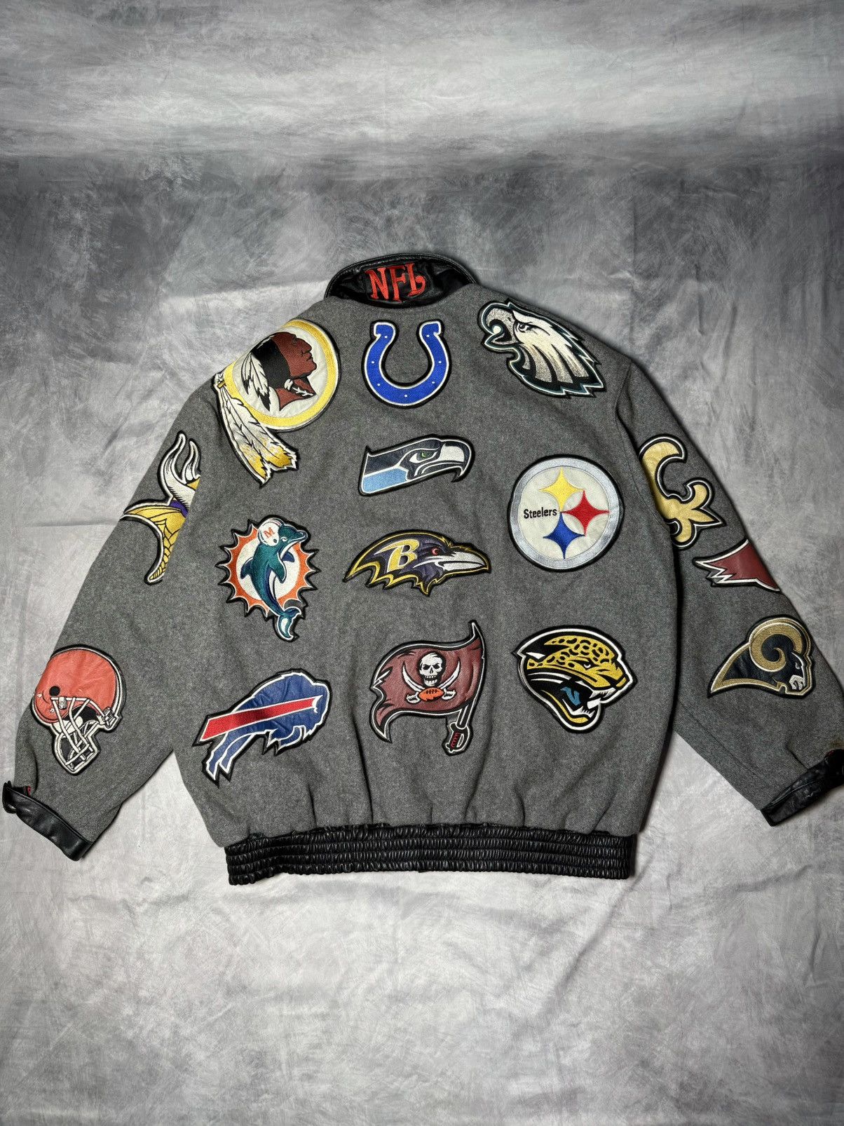 Jeff Hamilton × NFL × Reebok Jeff Hamilton x Reebok NFL, jacket. 1990s Size US XXL / EU 58 / 5 - 2 Thumbnail