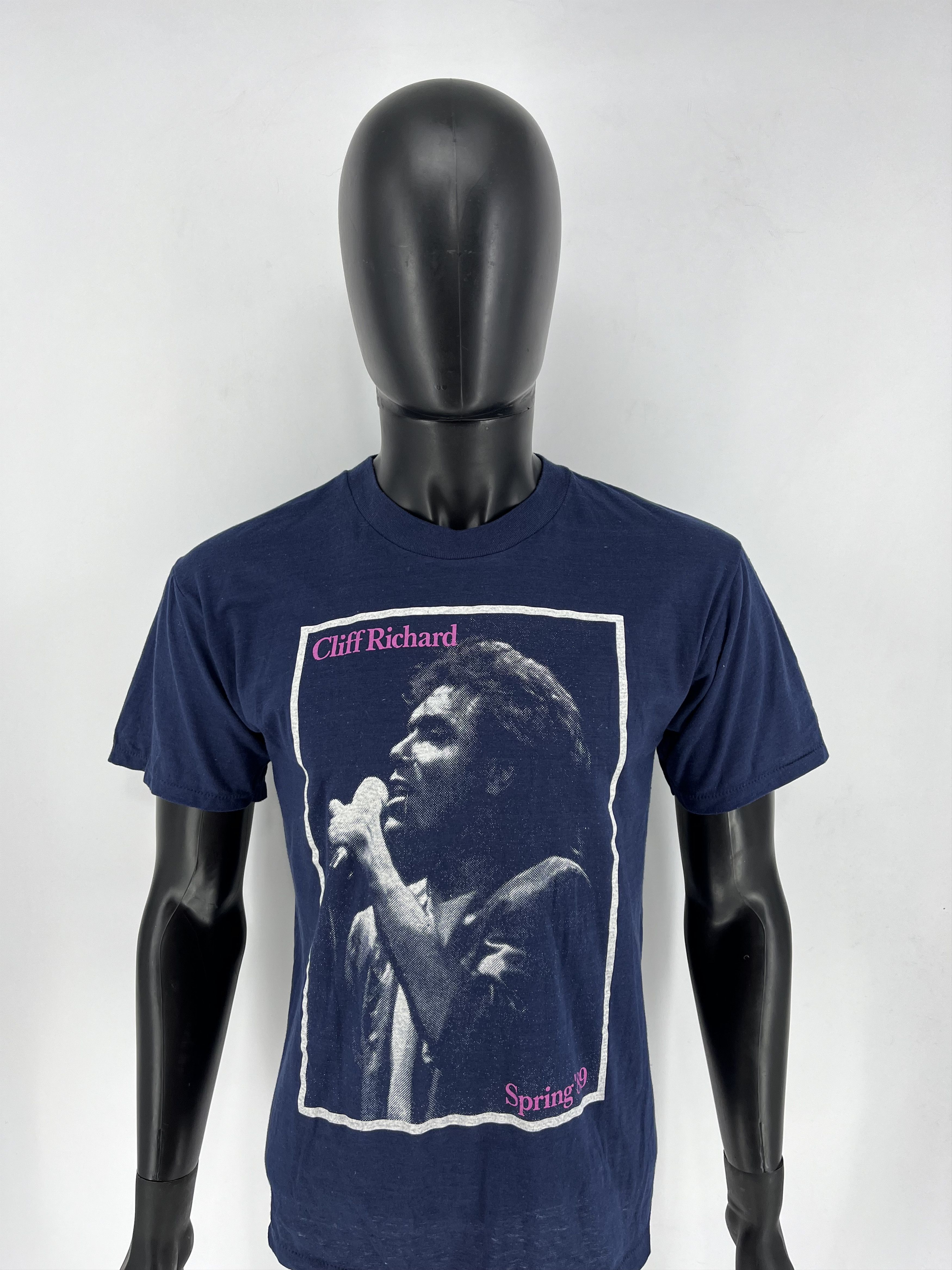 Band Tees × Vintage Vintage Cliff Richard The Spring 1989 T-Shirt Size L Size US L / EU 52-54 / 3 - 5 Thumbnail