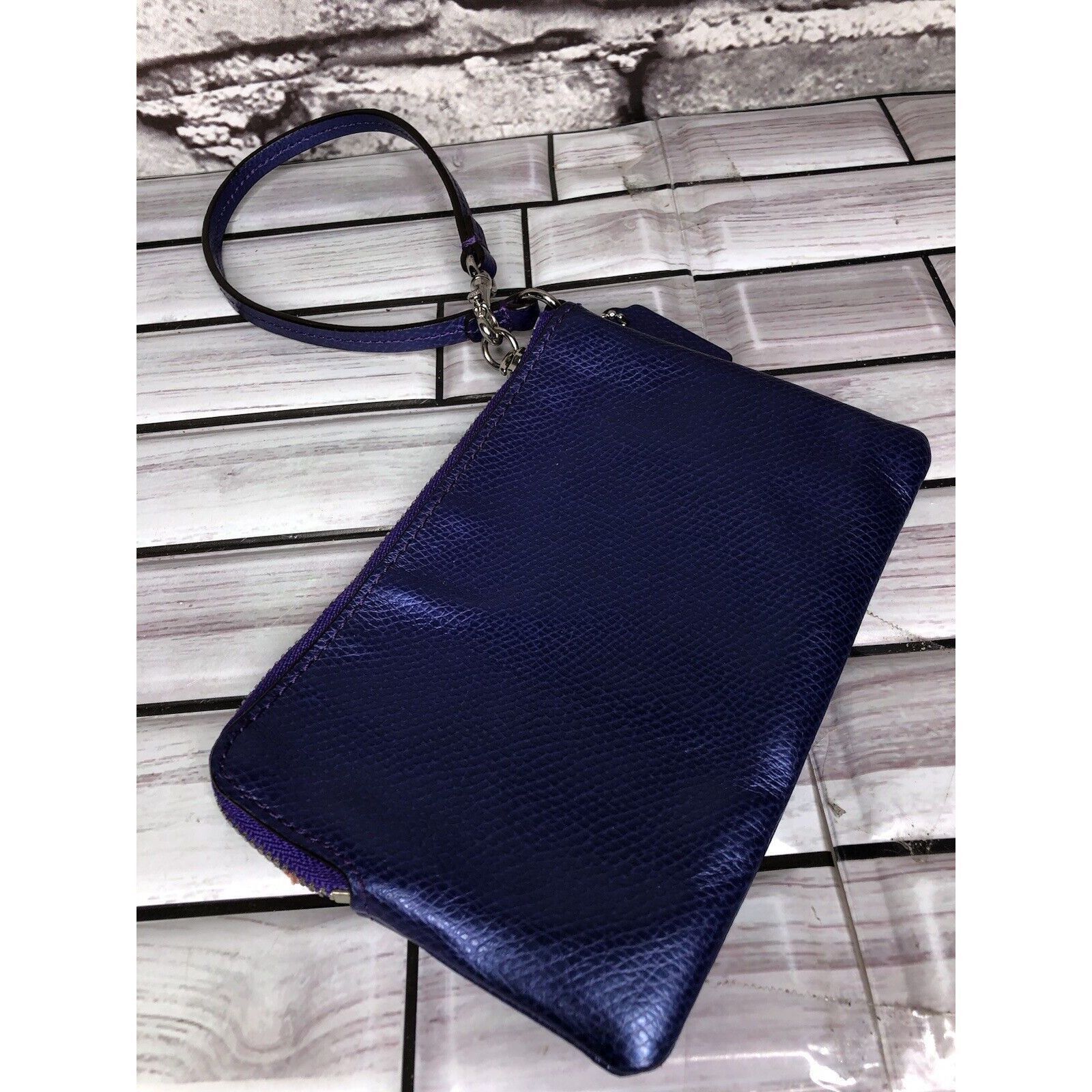 Coach Coach Blue Leather Corner Zipper Wristlet Wallet Size ONE SIZE - 6 Thumbnail