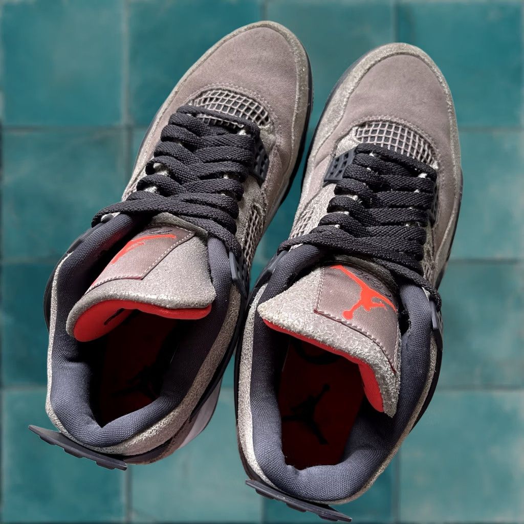 Jordan Brand Jordan Air Jordan 4 Retro Sneaker Men’s 10 Taupe Haze Brown DB0732-200 Size US 10 / EU 43 - 1 Thumbnail