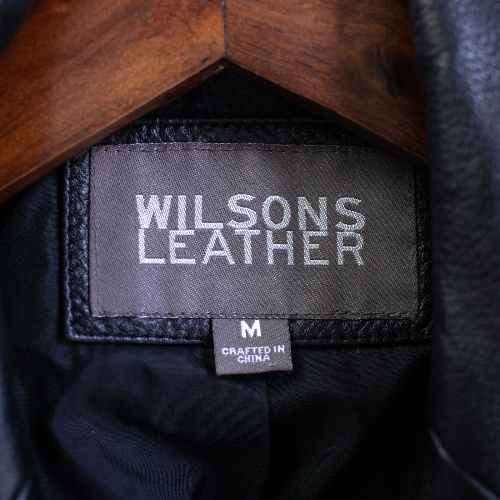 Wilsons Leather Wilsons Leather Sized Medium Black Genuine Leather Jacket Size M / US 6-8 / IT 42-44 - 7 Thumbnail