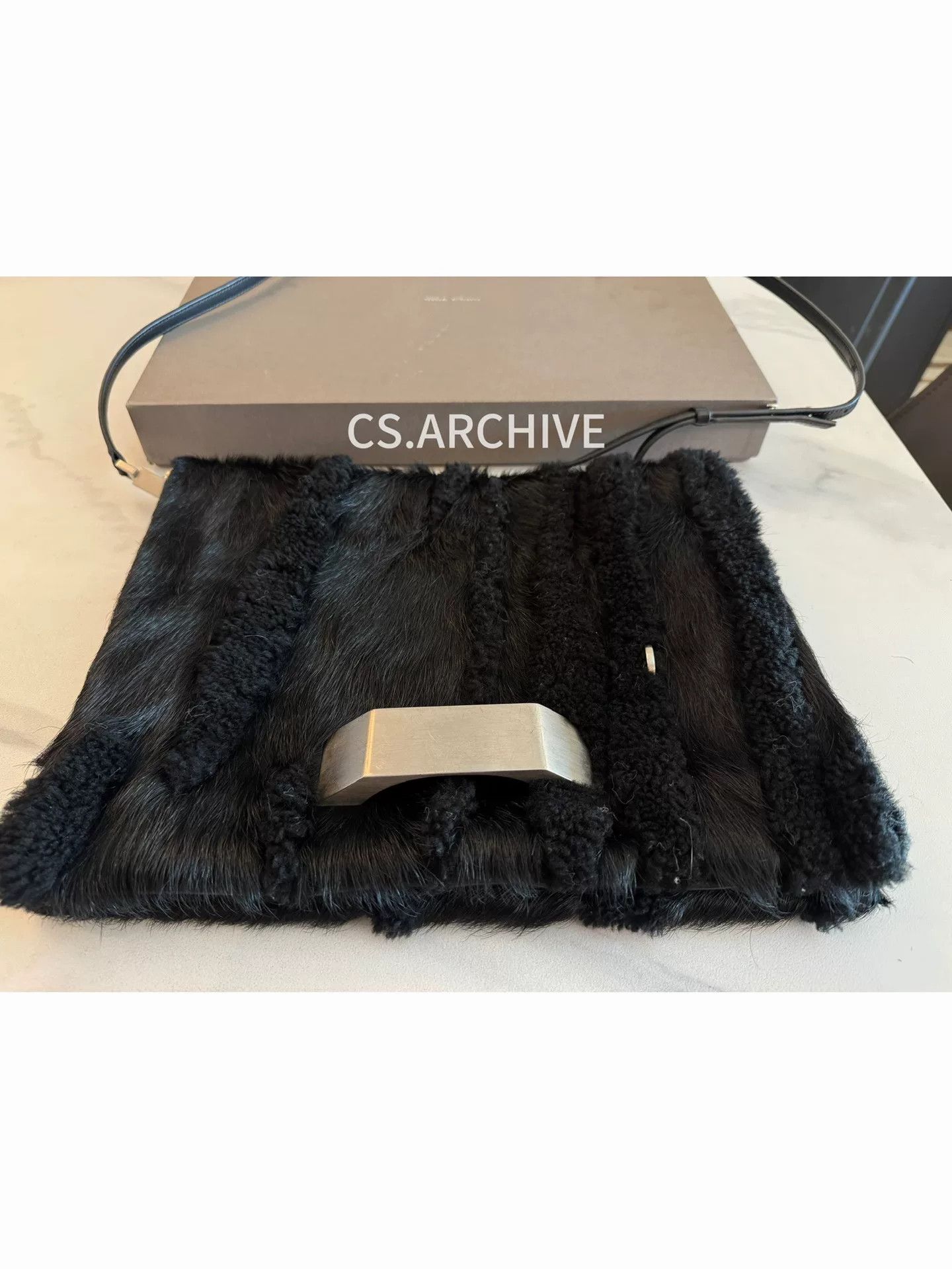 Rick Owens Rick Owens LCOMZISIZE BEVELED MESSENGER Size ONE SIZE - 2 Thumbnail
