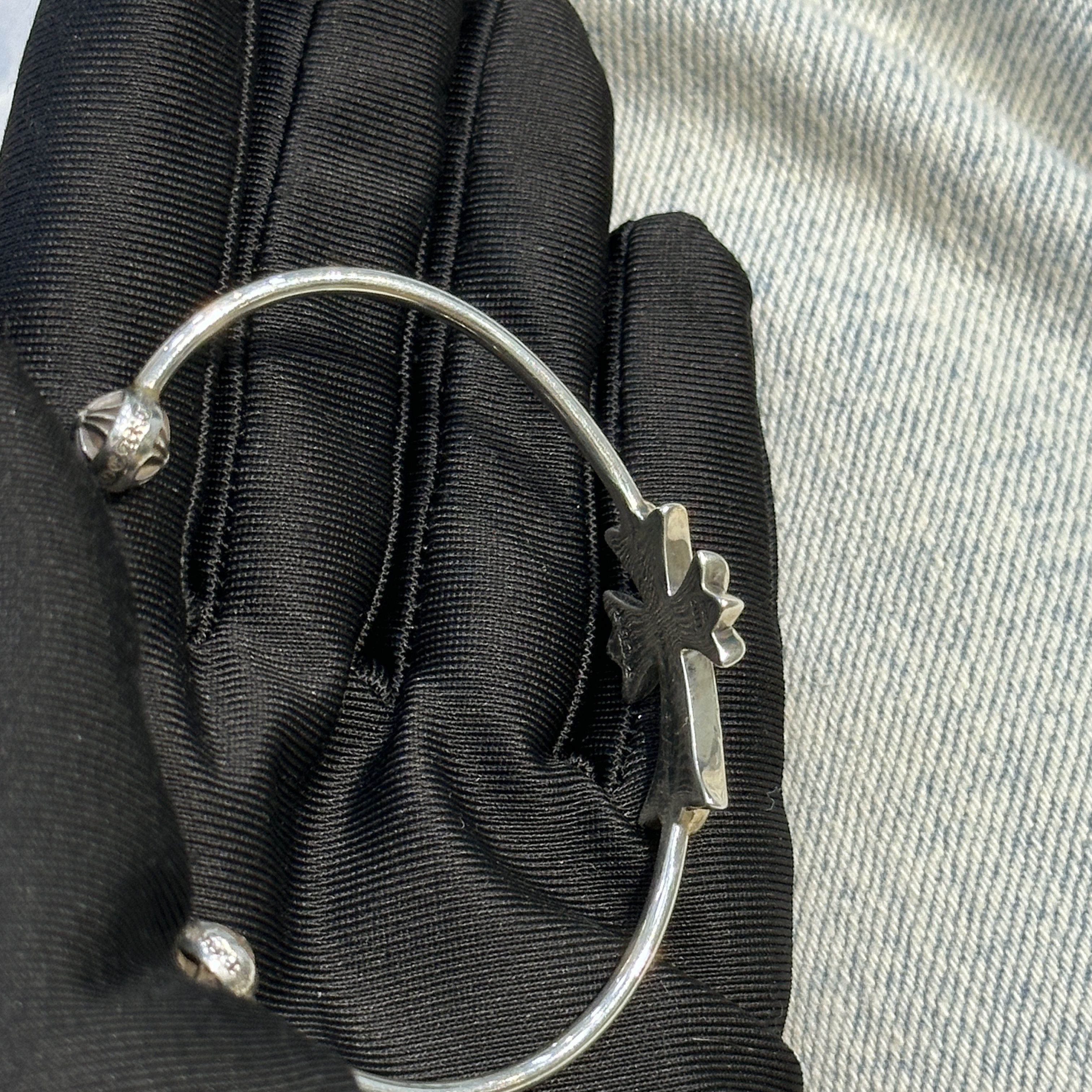 Chrome Hearts Chrome Hearts Skinny Bangle Tiny Ch Cross Bracelet Size ONE SIZE - 9 Thumbnail
