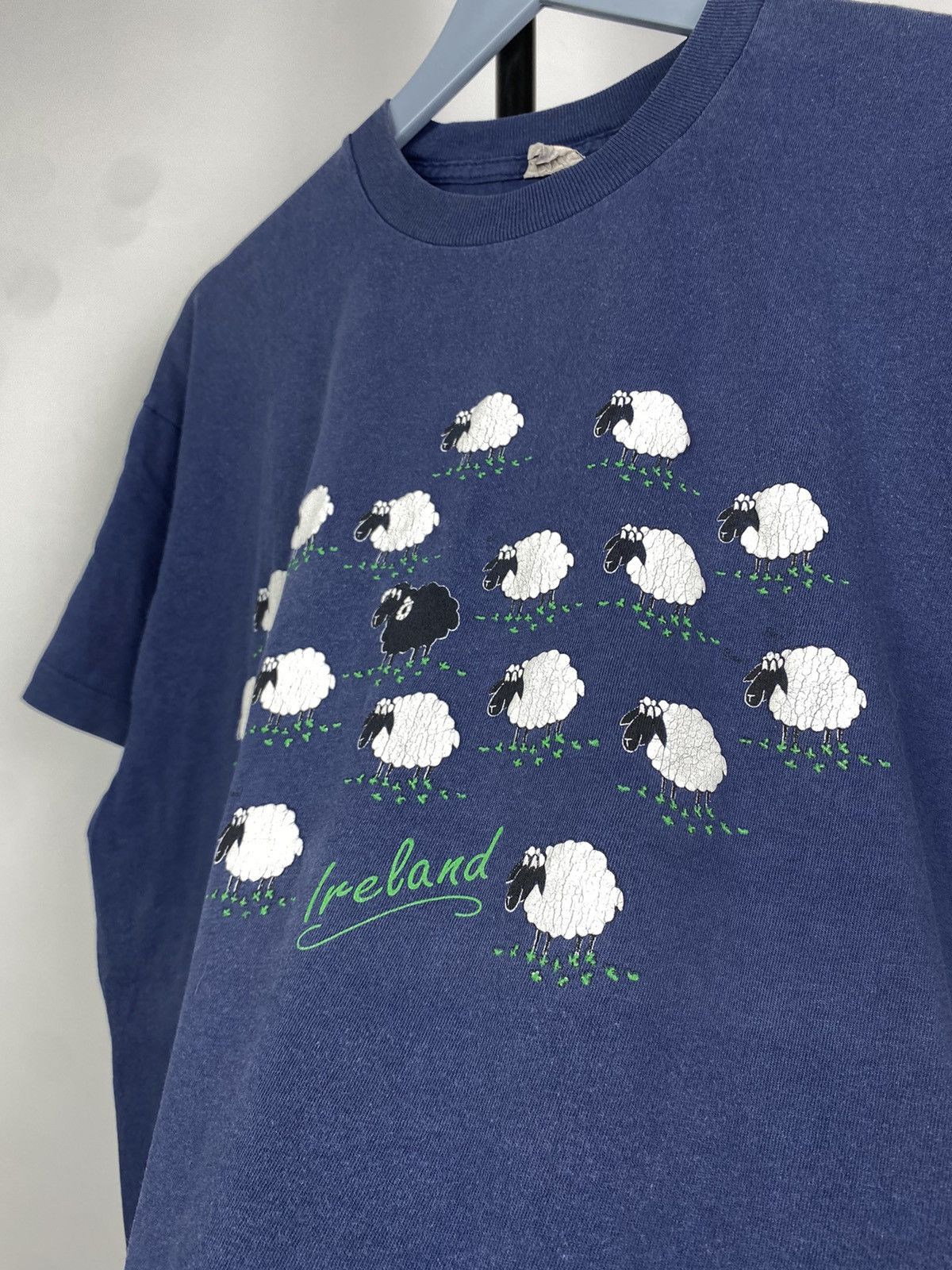 Vintage Vintage 90s Ireland Graphic Single stitch T-Shirt Size US M / EU 48-50 / 2 - 5 Thumbnail