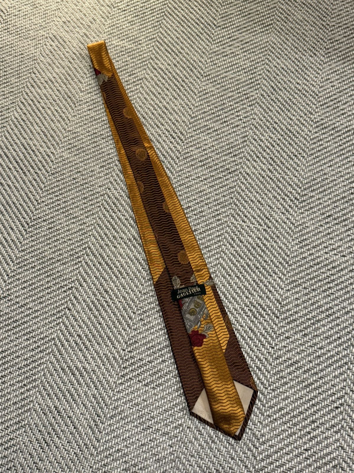 Jean Paul Gaultier Jean Paul Gaultier Lustrous Rose Crest Tie Size ONE SIZE - 7 Thumbnail