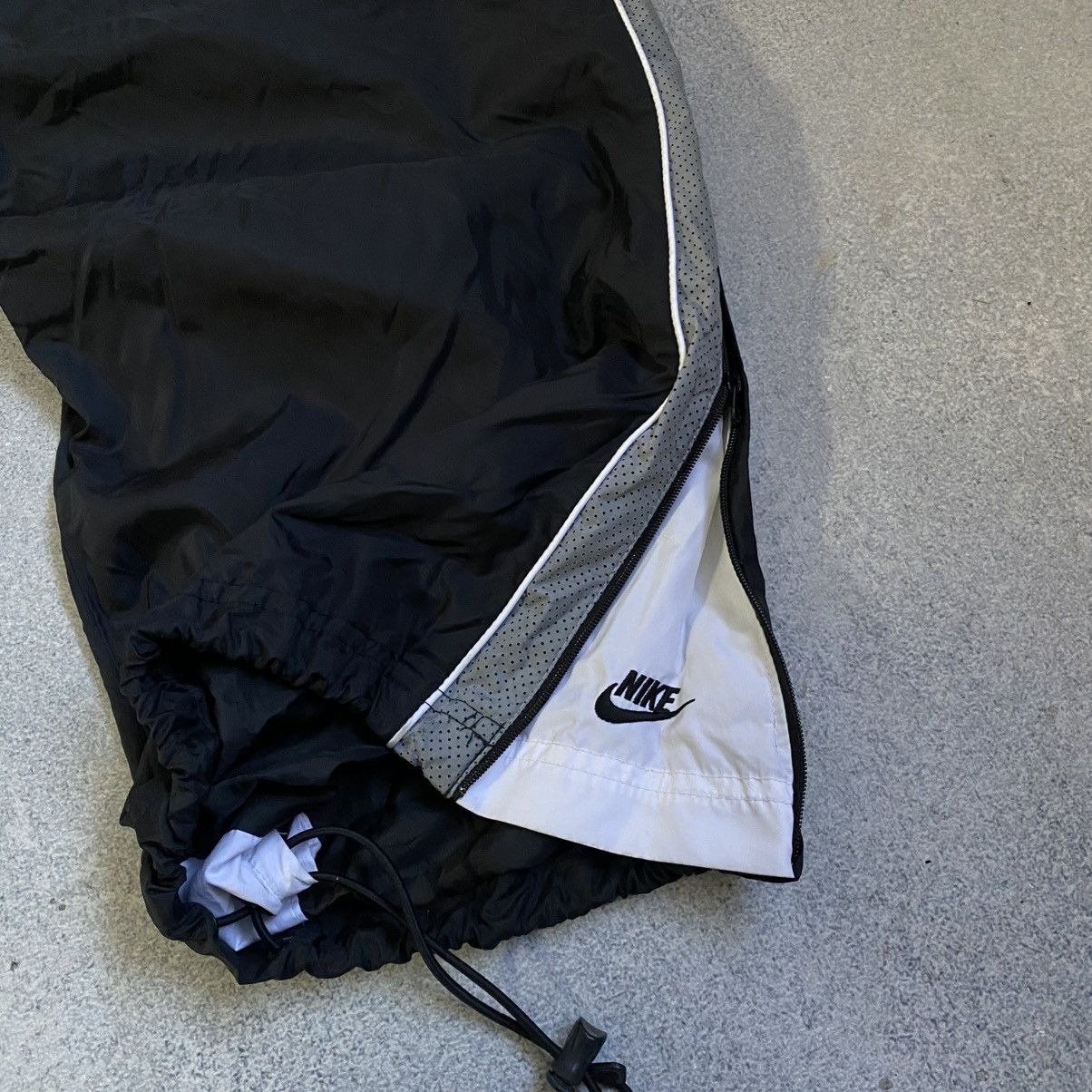 Nike Vintage Y2K Nike Track Pants Nylon Baggy Size US 38 / EU 54 - 7 Thumbnail