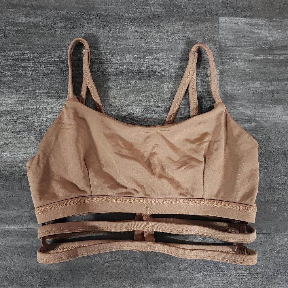 Forever 21 Nude Metallic F21 Strapped Sport Bra Size ONE SIZE - 1 Thumbnail