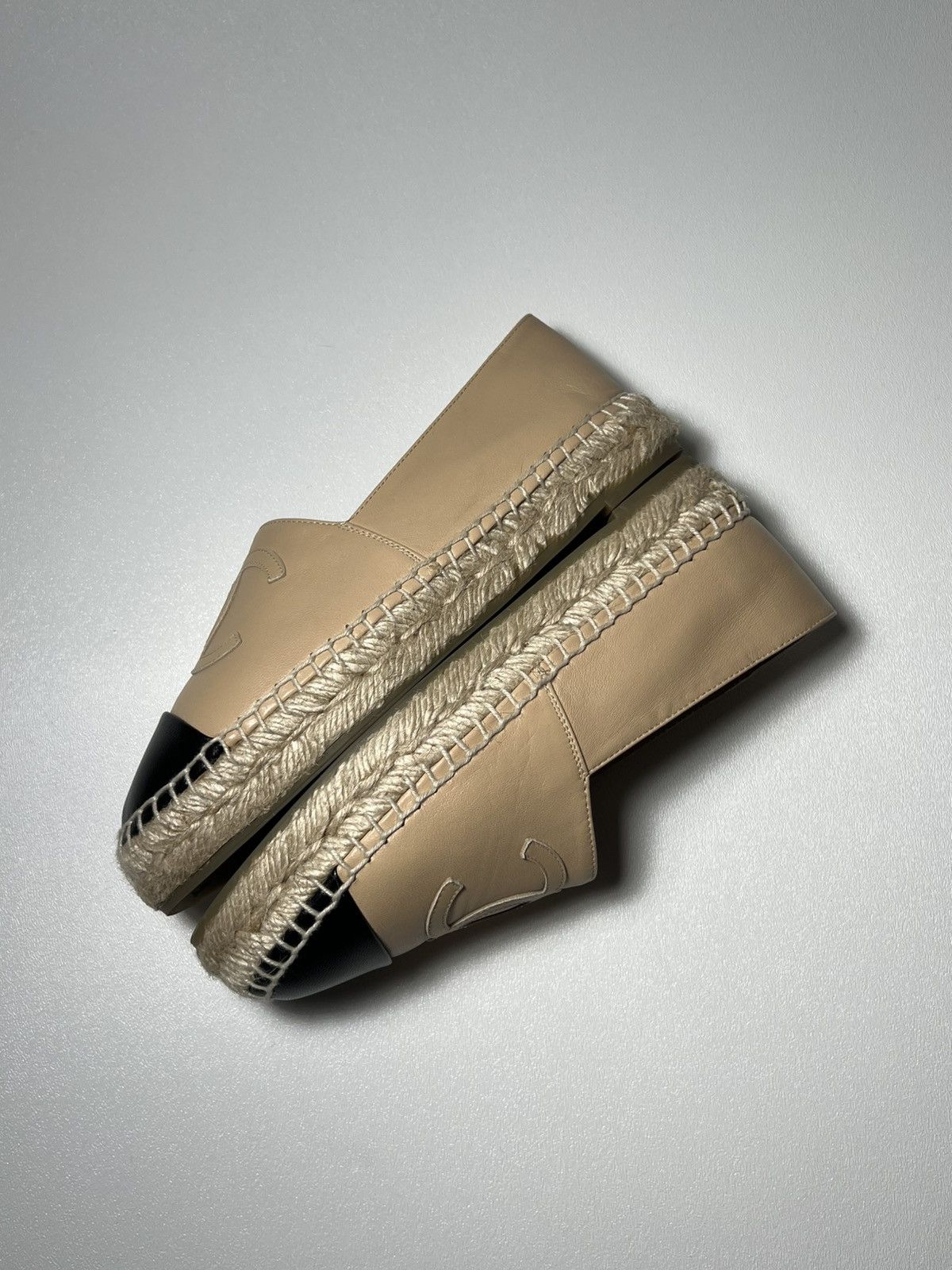 Chanel Chanel Espadrilles Beige Womens Size US 5 / IT 35 - 6 Thumbnail
