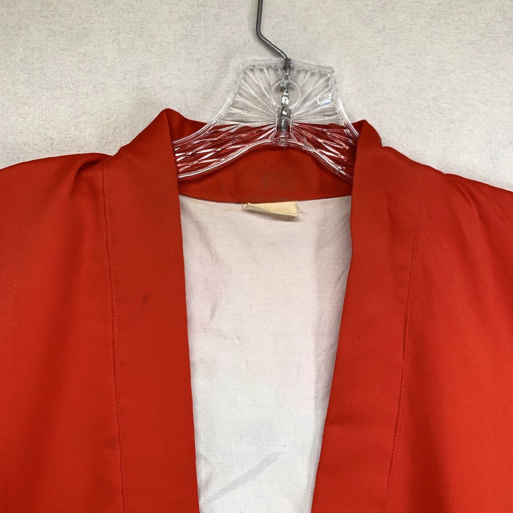 Vintage VINTAGE Kimono Robe Red Embroidered Dragon Made in Japan 100% Polyester Women One Size V-Neck 3/4 Sleeve Size ONE SIZE - 6 Thumbnail