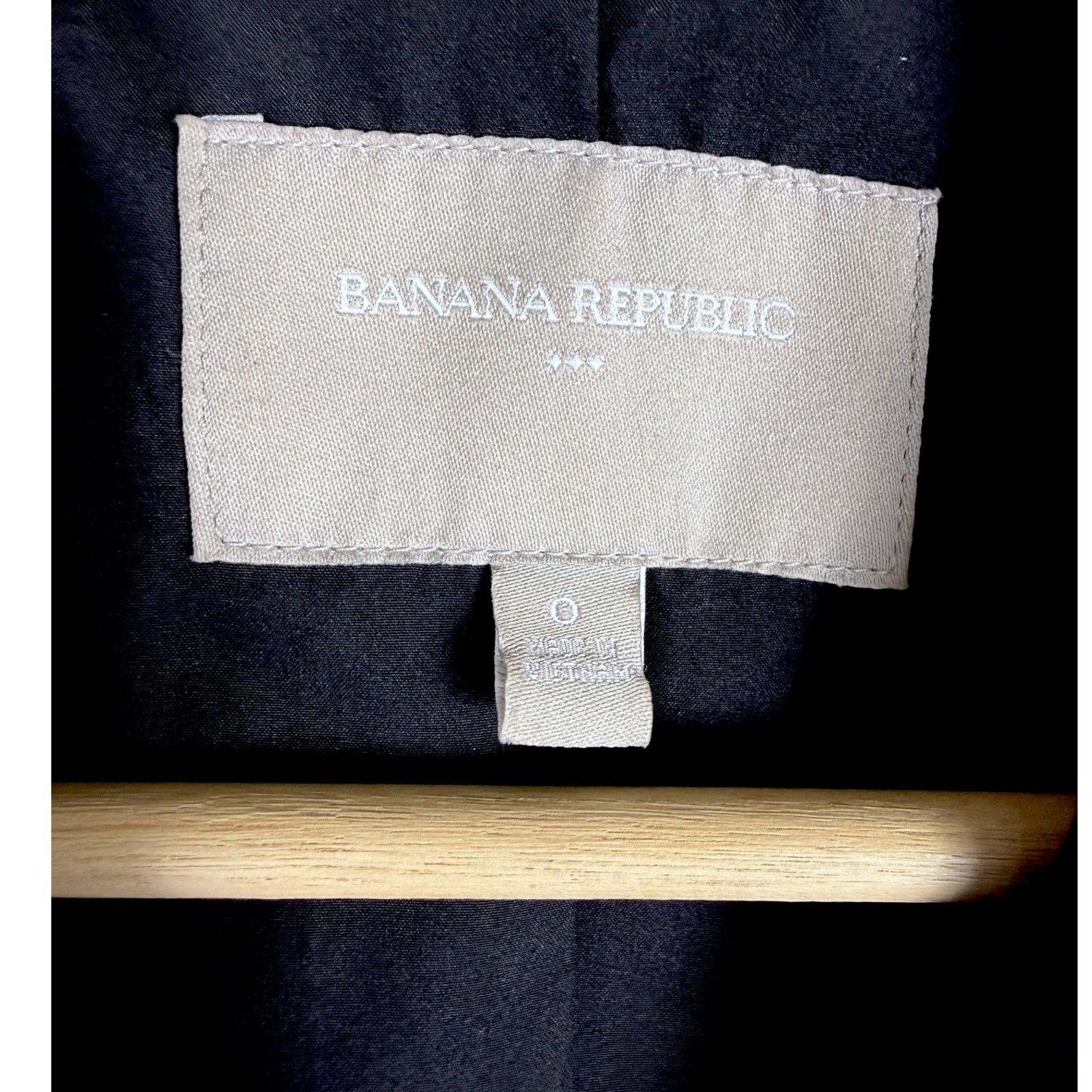 Banana Republic Banana Republic Womens Black 2 Button Size 0 Single Breasted Size XS / US 0-2 / IT 36-38 - 6 Thumbnail