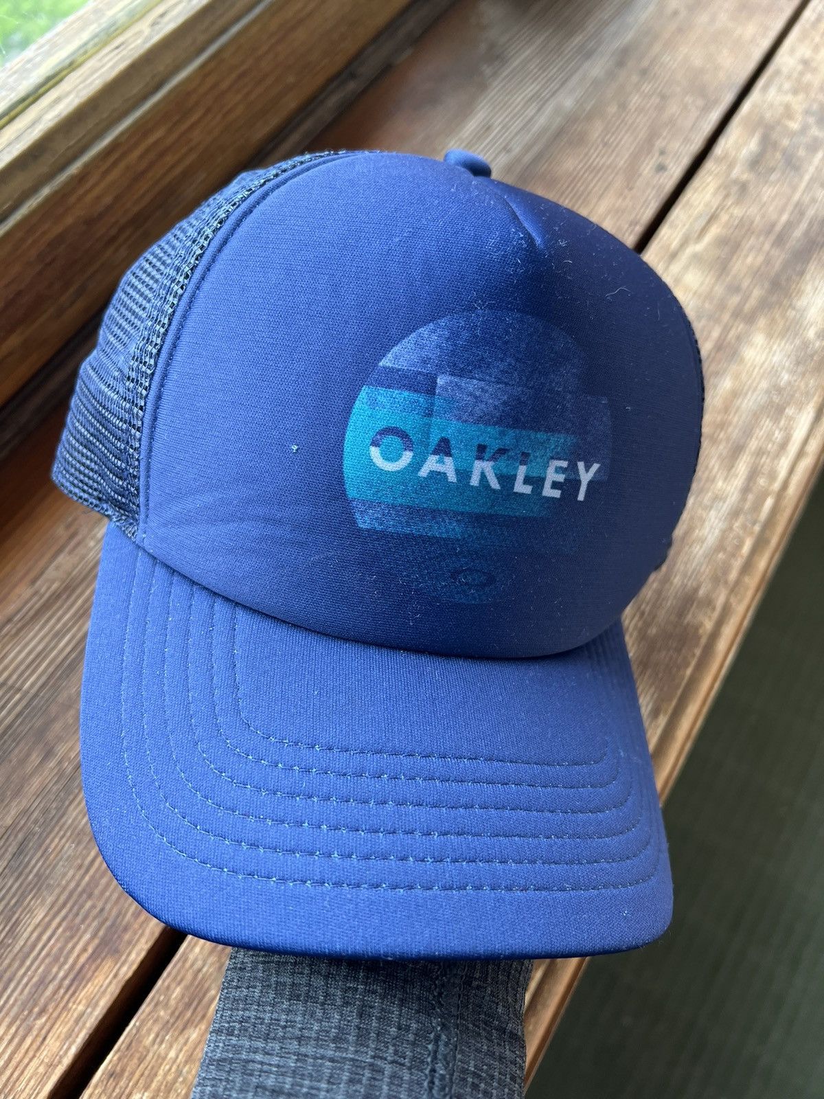 Vintage Y2K Trucker Hat Oakley Cap Big Logo Size ONE SIZE - 3 Thumbnail