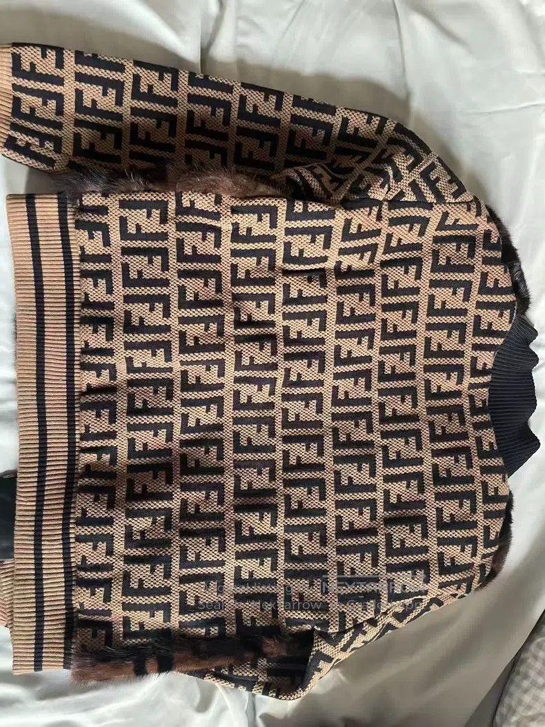 Fendi Fendi Classic FF Full Print Mink Fur Patchwork Jacket with Size S / US 4 / IT 40 - 7 Thumbnail