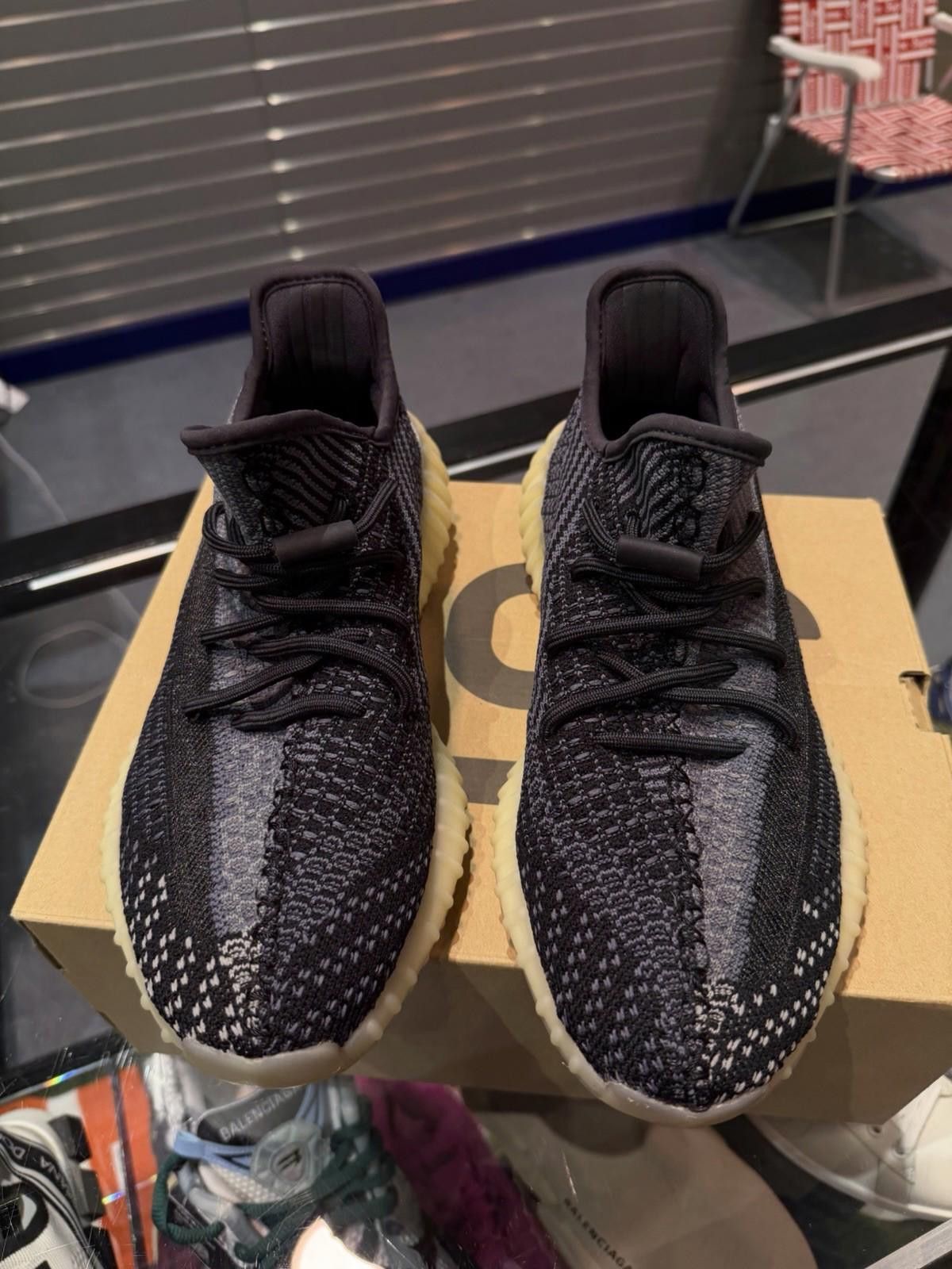 Adidas Size 8.5 - adidas Yeezy Boost 350 V2 Low Carbon (FZ5000) Size US 8.5 / EU 41-42 - 4 Thumbnail