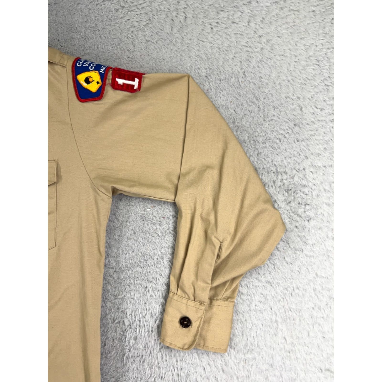 Vintage VINTAGE Boy Scouts Shirt Adult 16 Beige Long Sleeve US Made Polyester Blend Shirts Men Beige 1960s (if applicable) Size US L / EU 52-54 / 3 - 3 Thumbnail